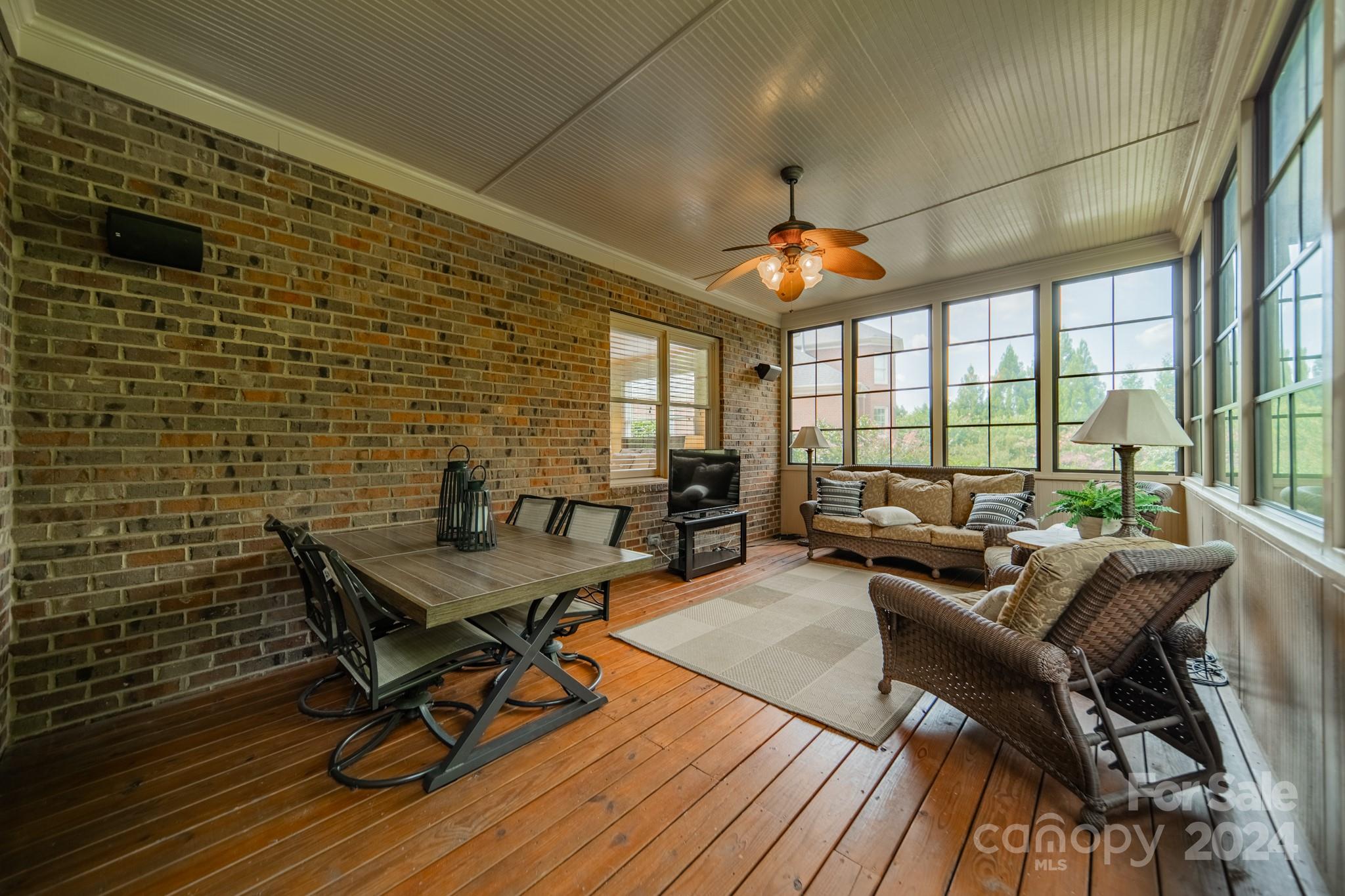 1006 Russet Glen Lane