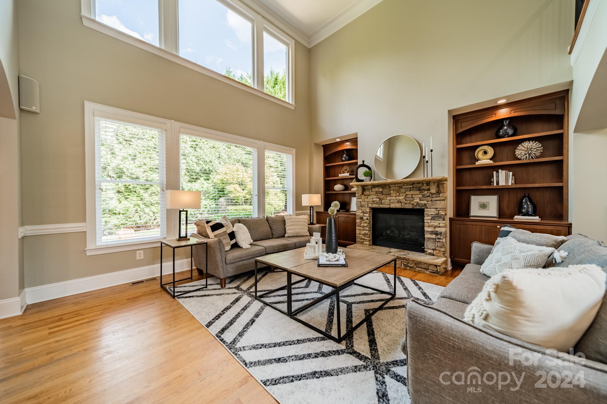 1006 Russet Glen Lane