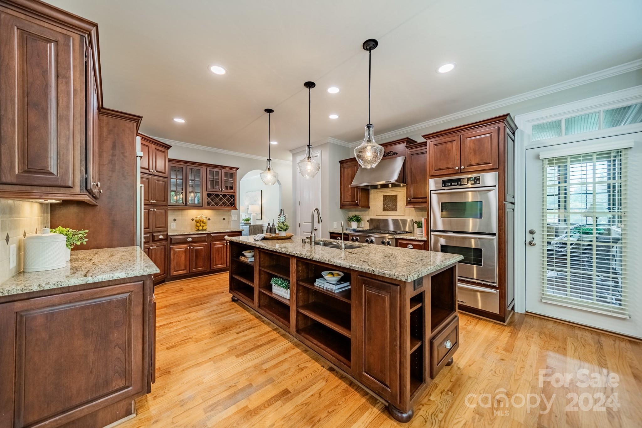 1006 Russet Glen Lane