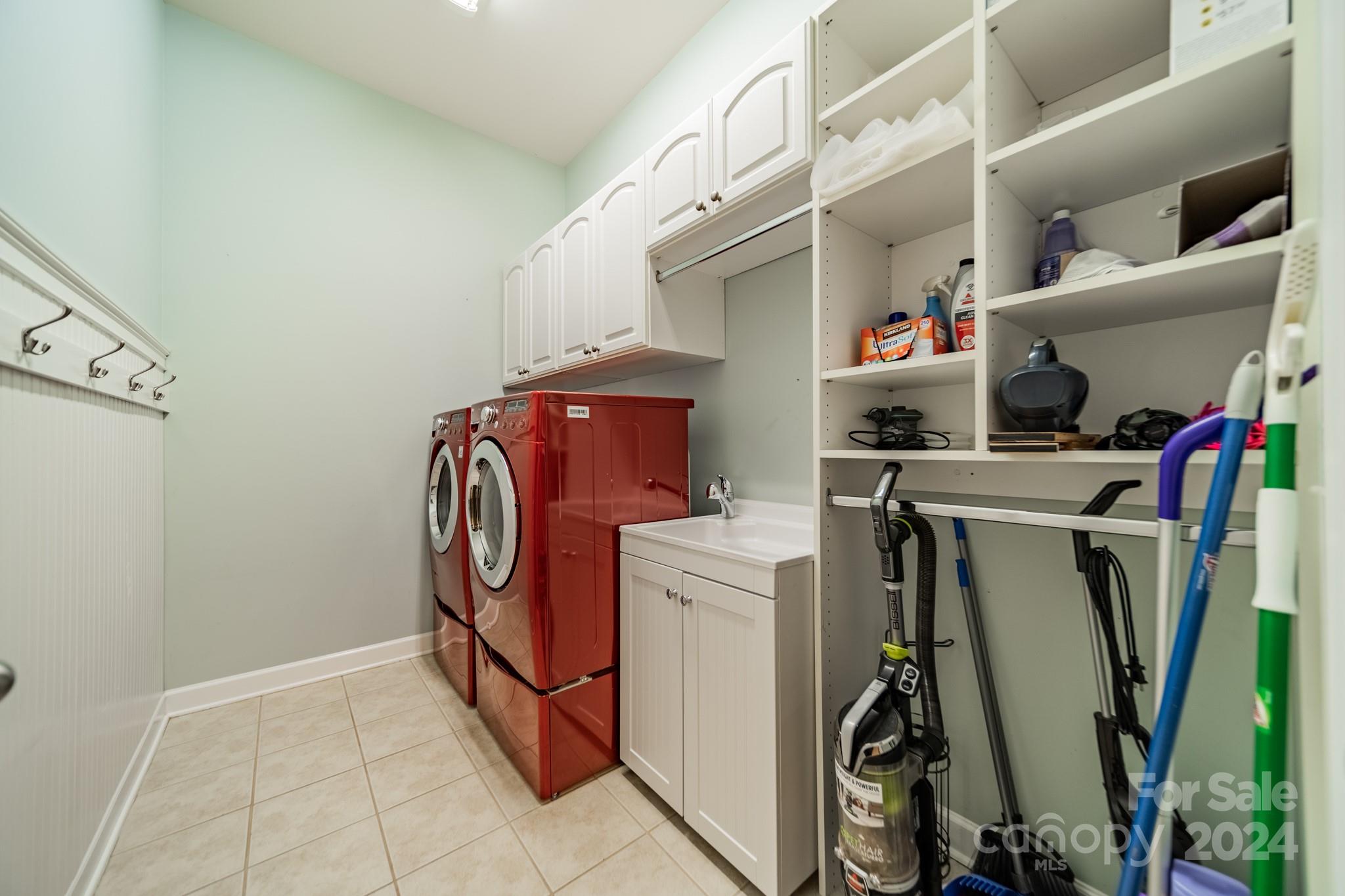424 Ranelagh Drive