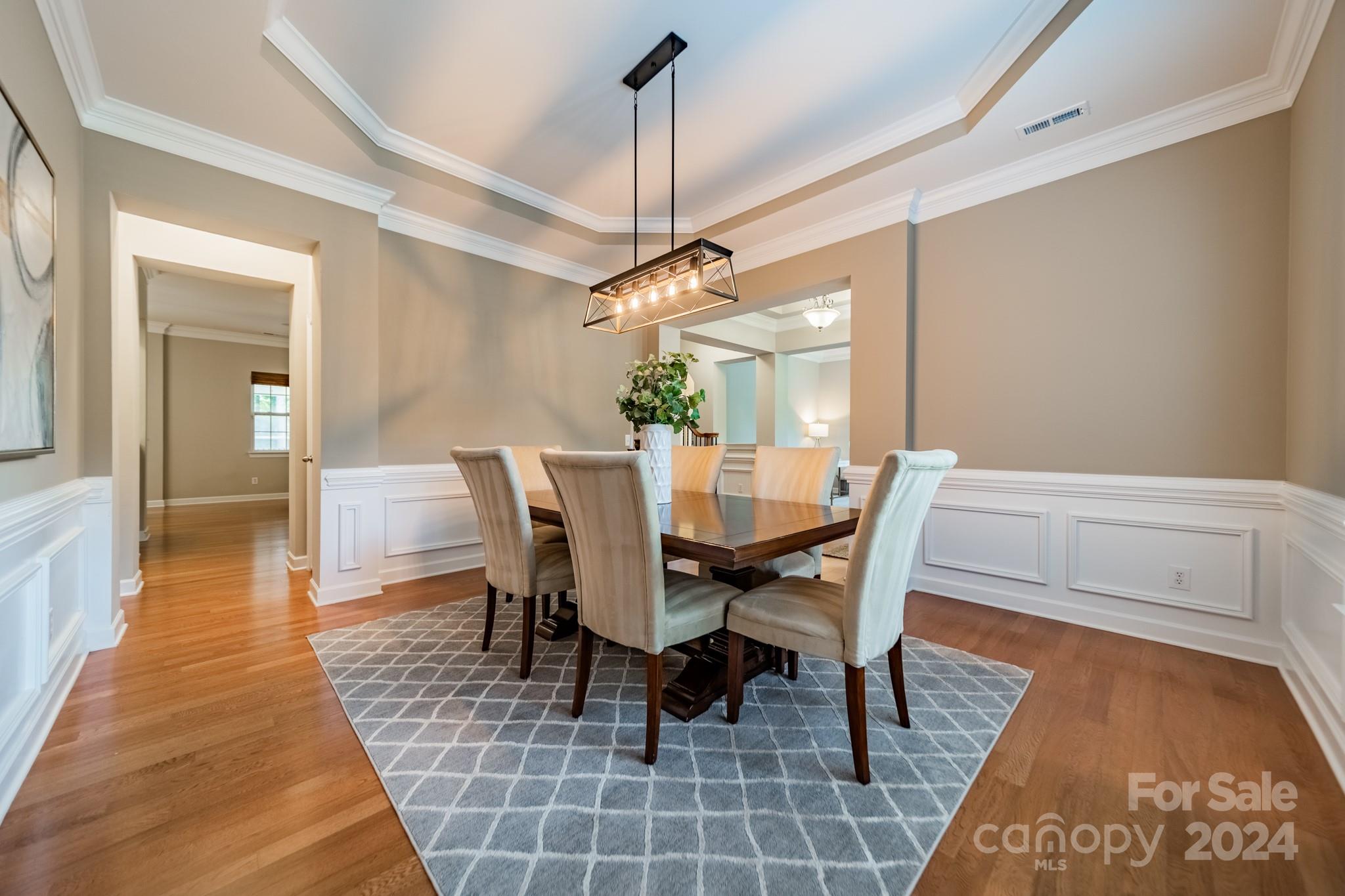424 Ranelagh Drive