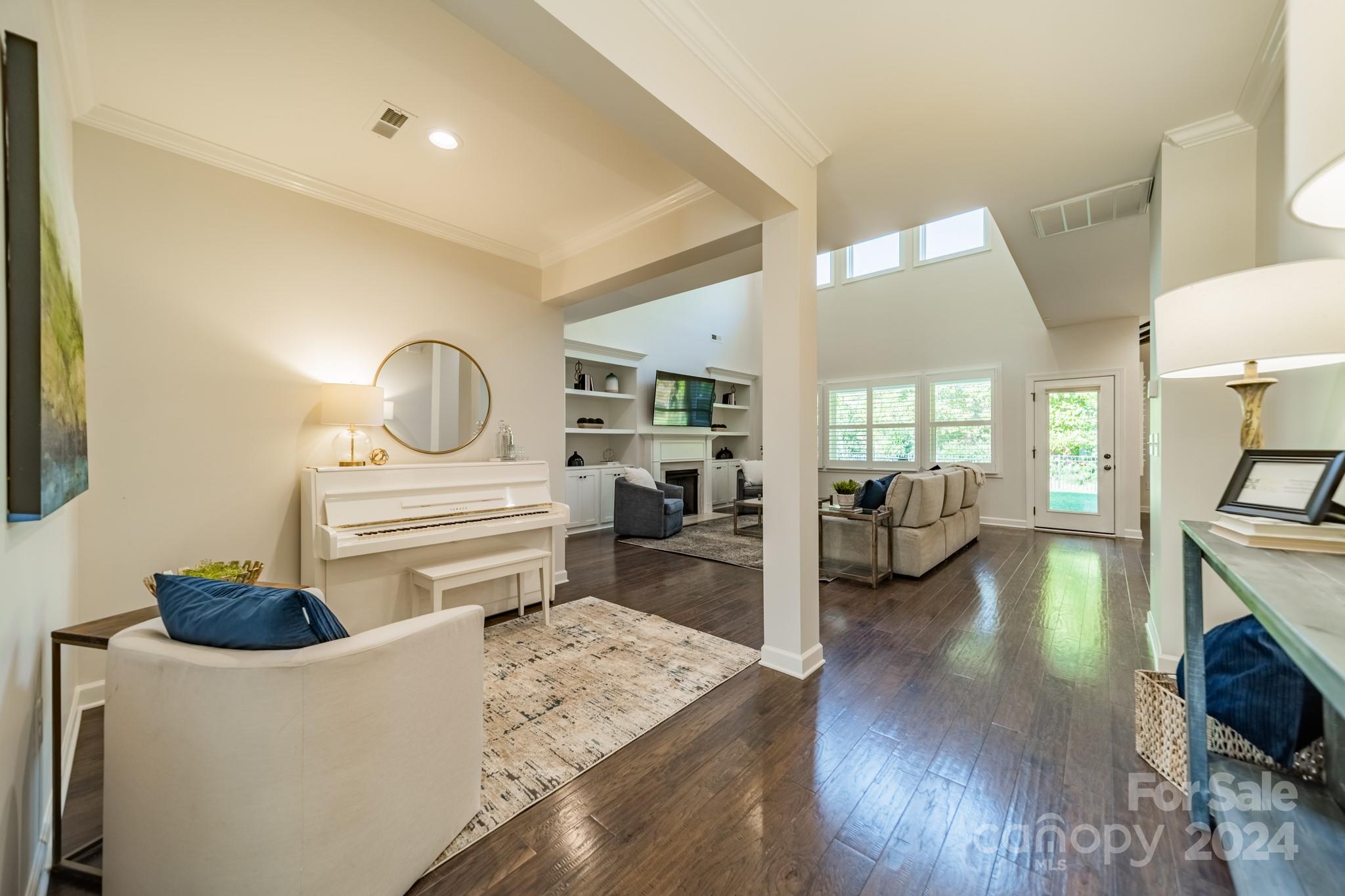 2826 Walker Road