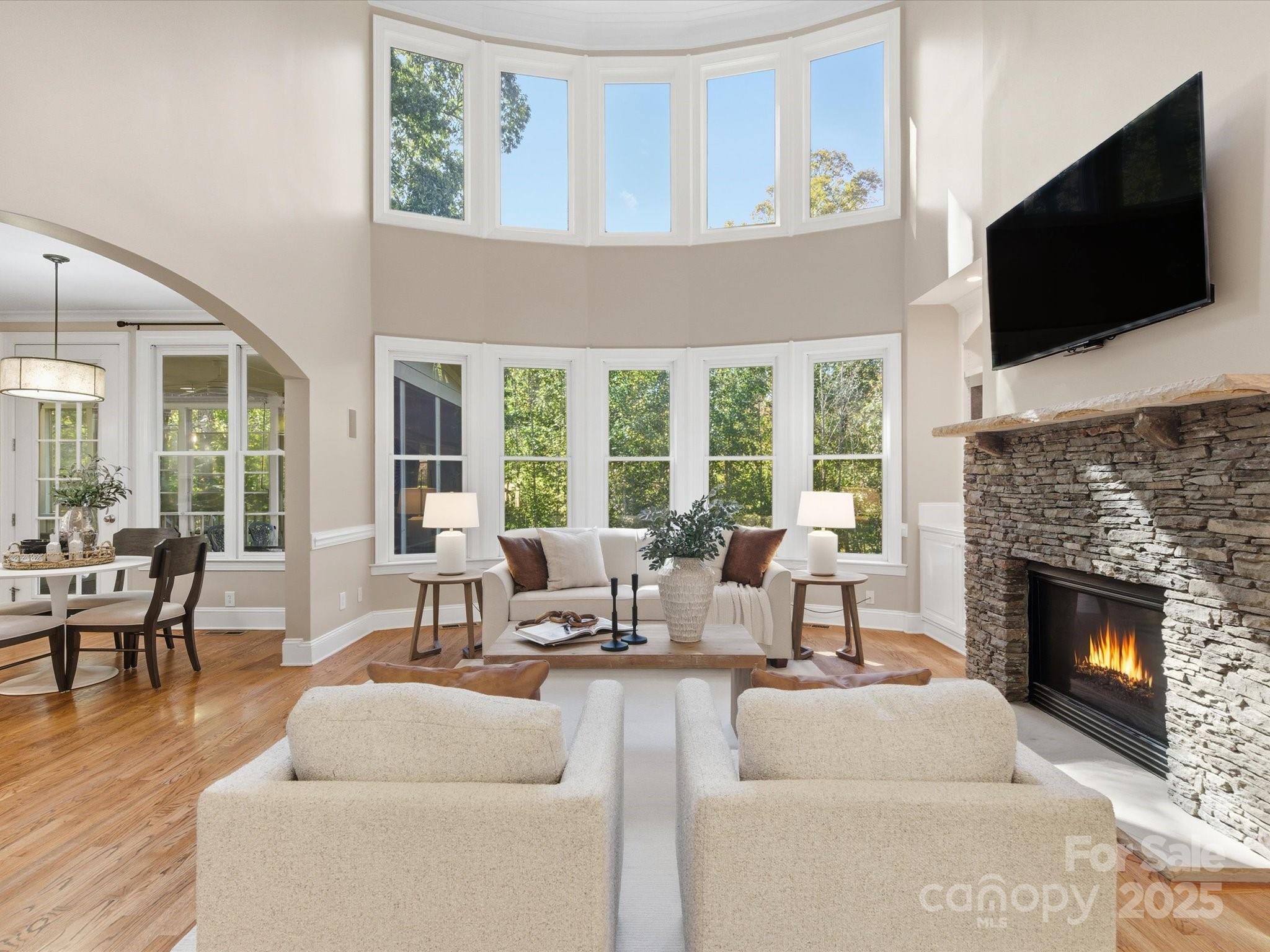 1007 Westbury Drive