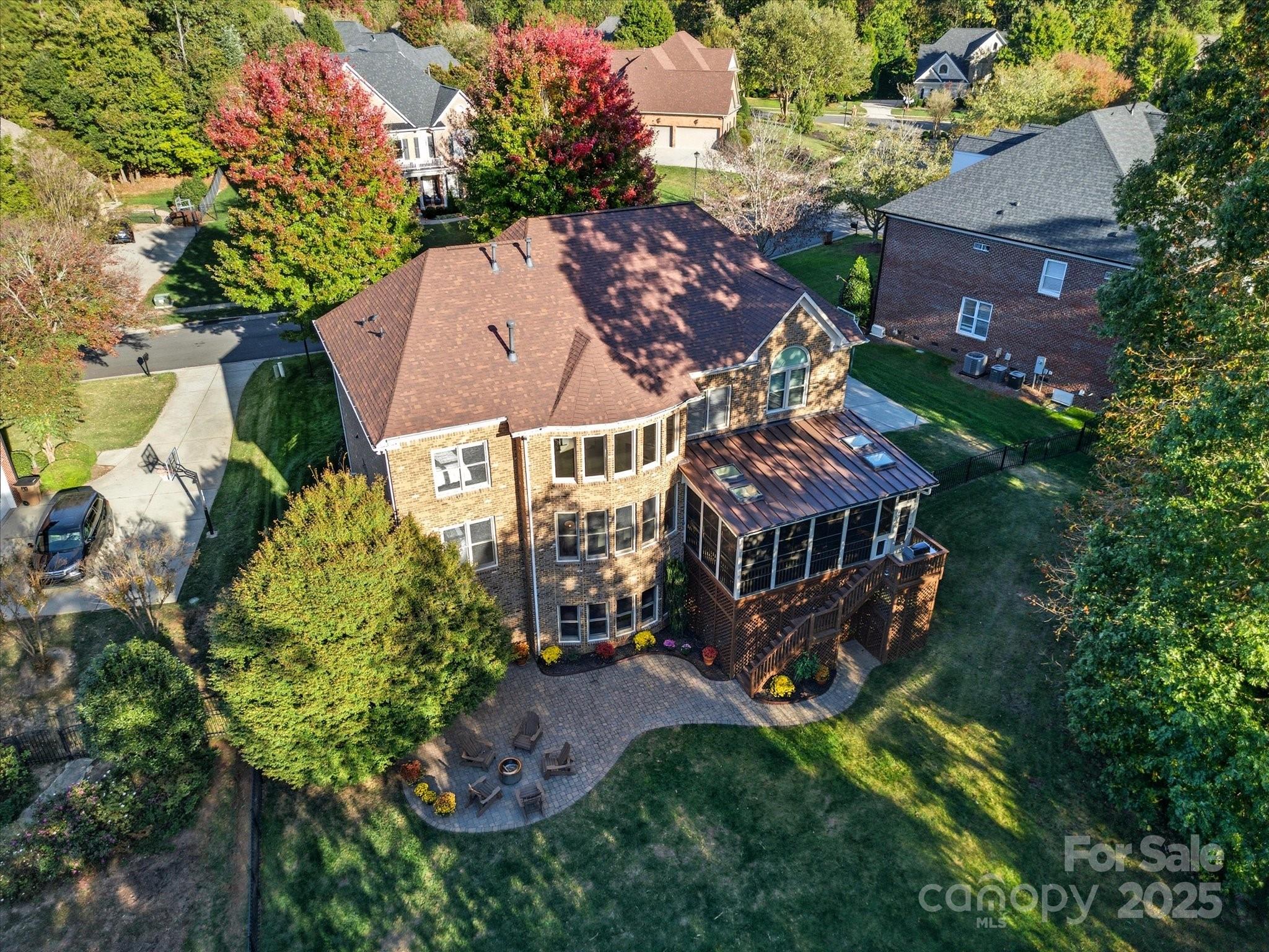 1007 Westbury Drive