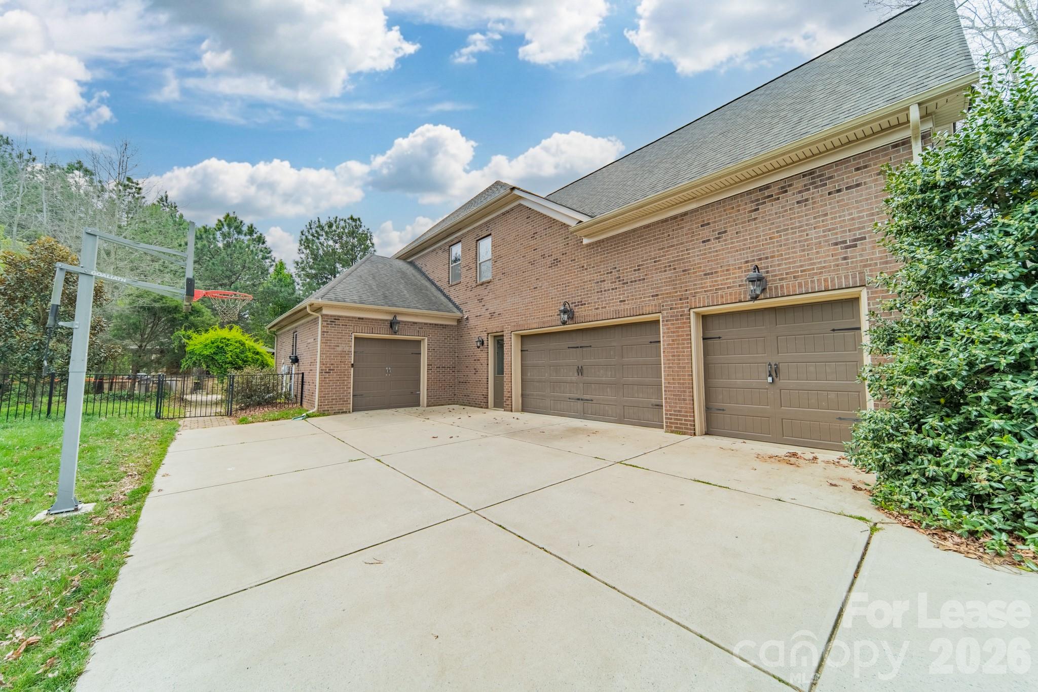 208 Pumpkin Seed Court