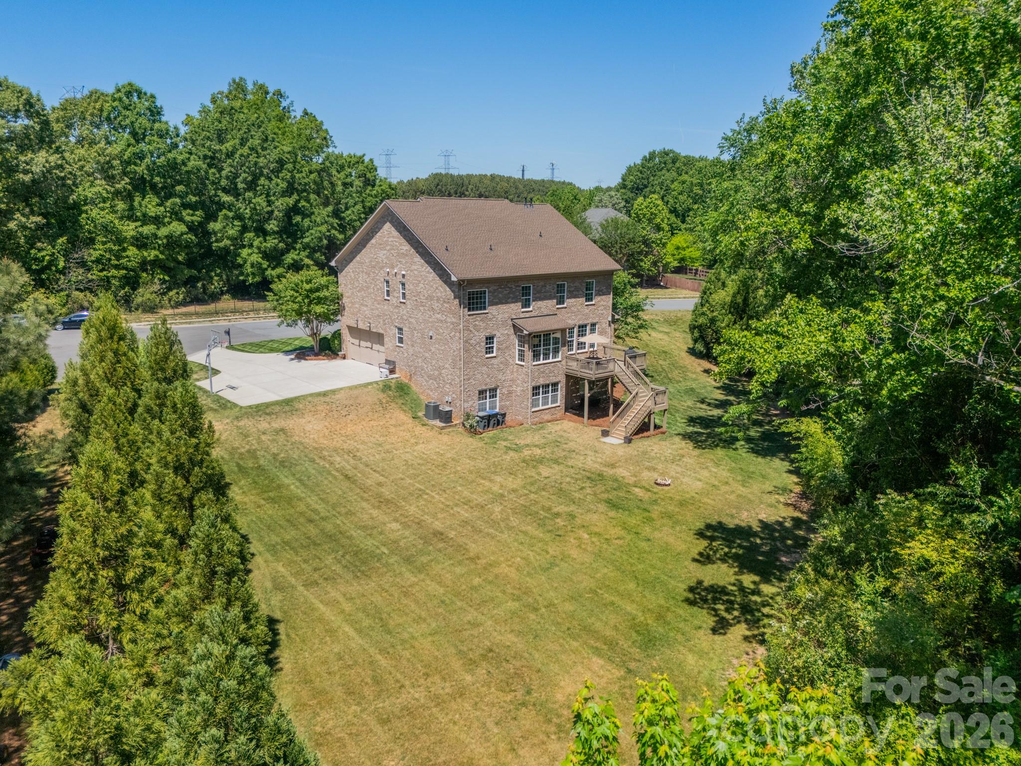 2301 Worthington Drive