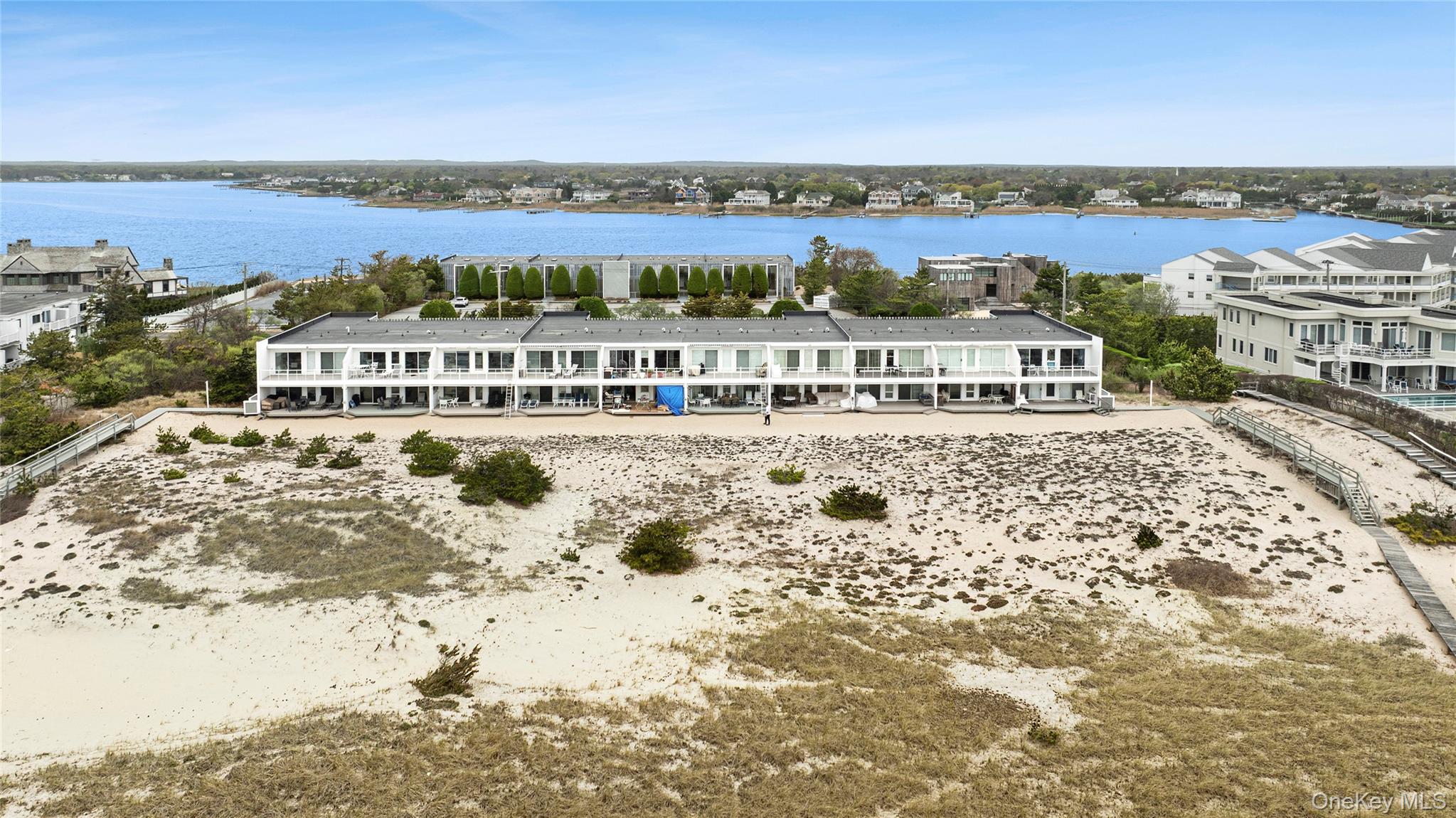 279 Dune Road Unit: 2