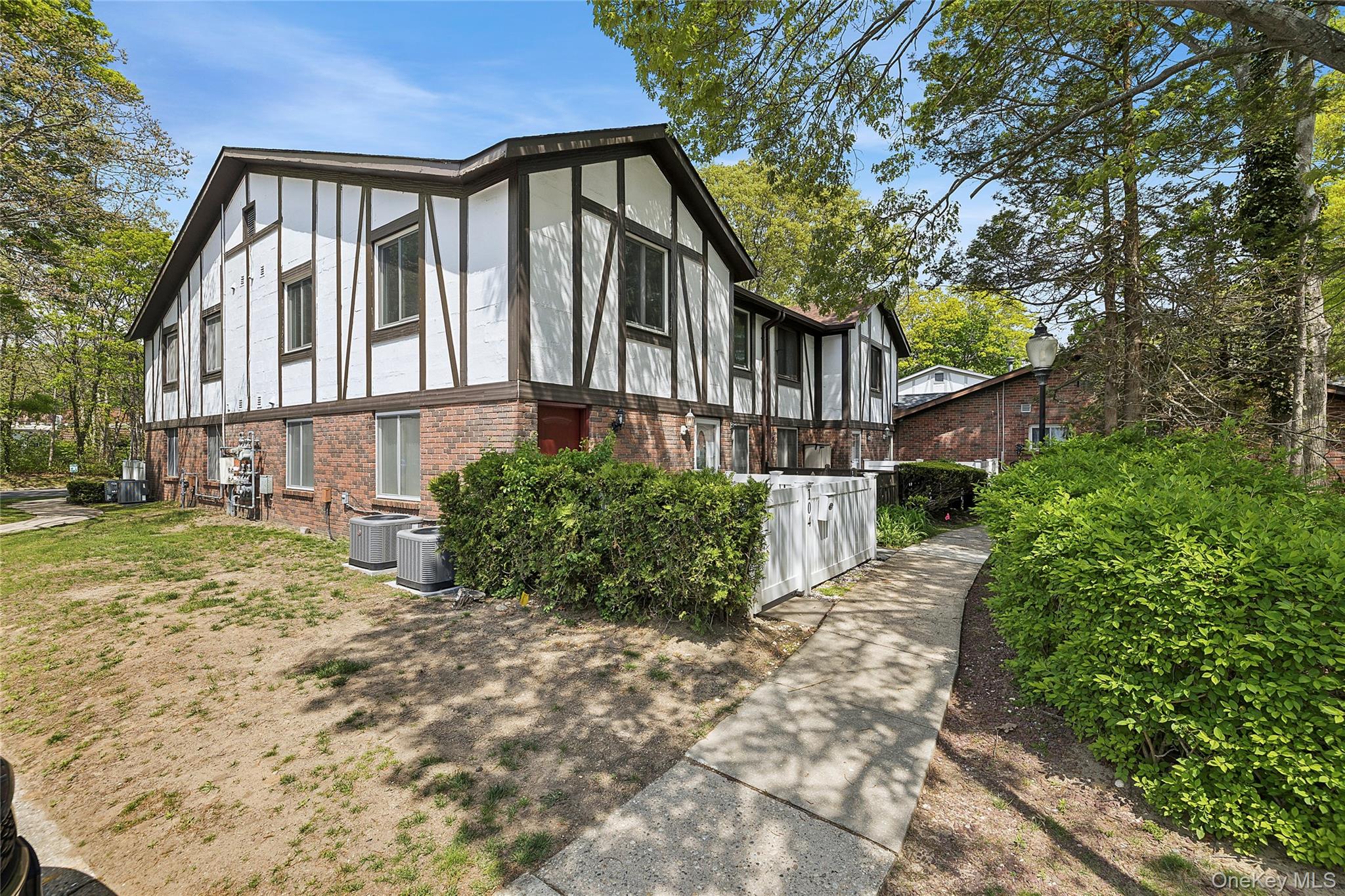 104 Birchwood Road