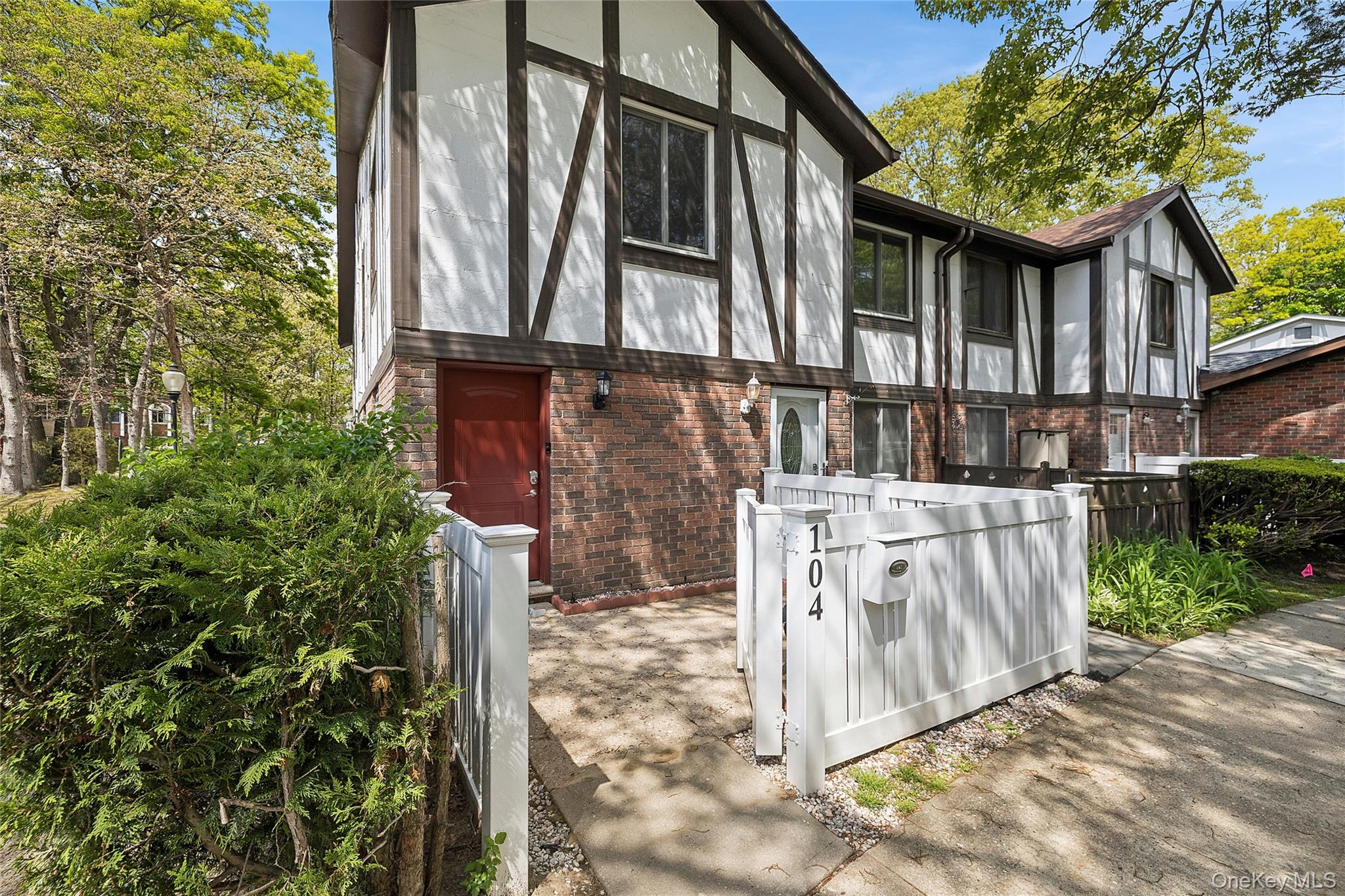 104 Birchwood Road