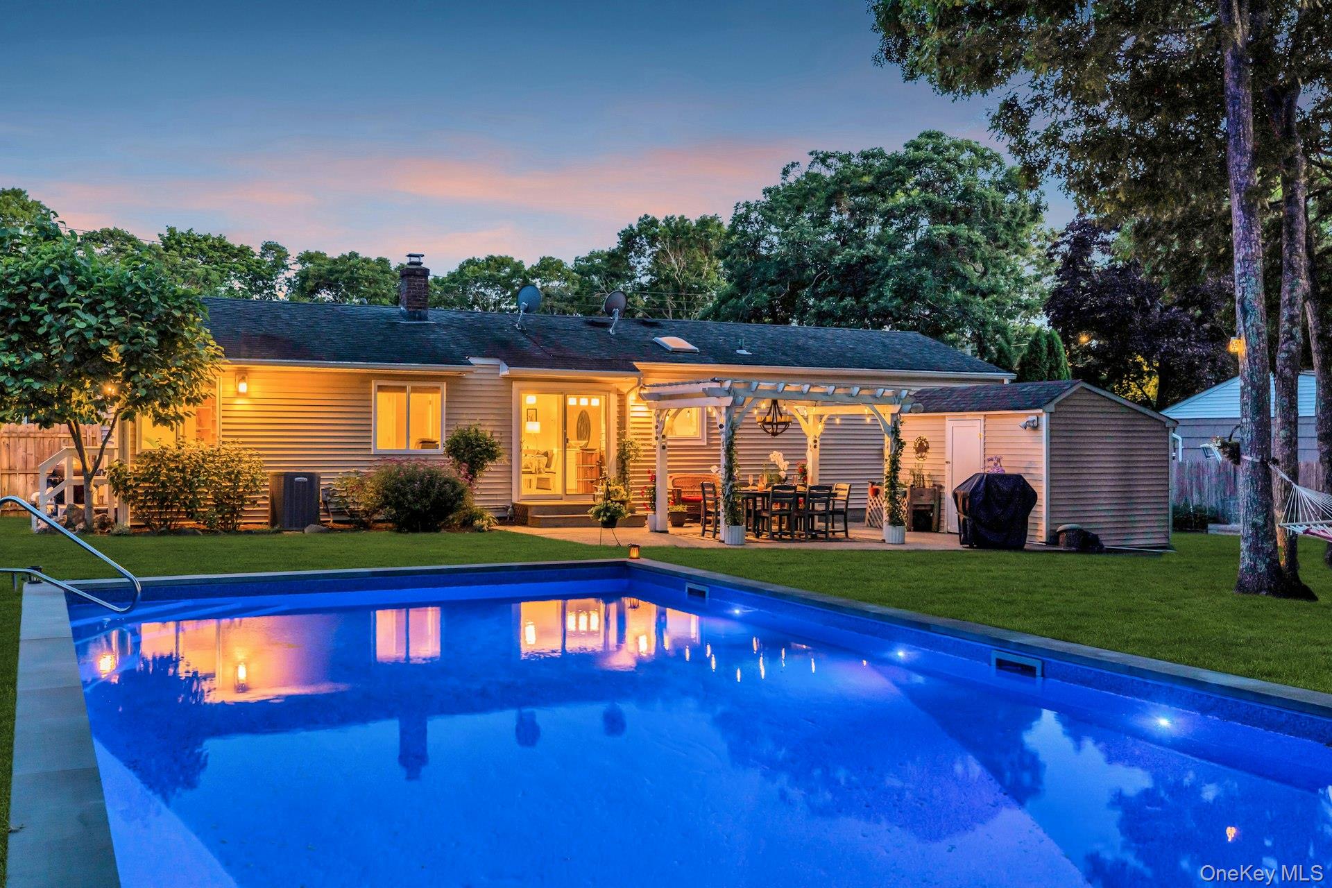 116 W Tiana Road