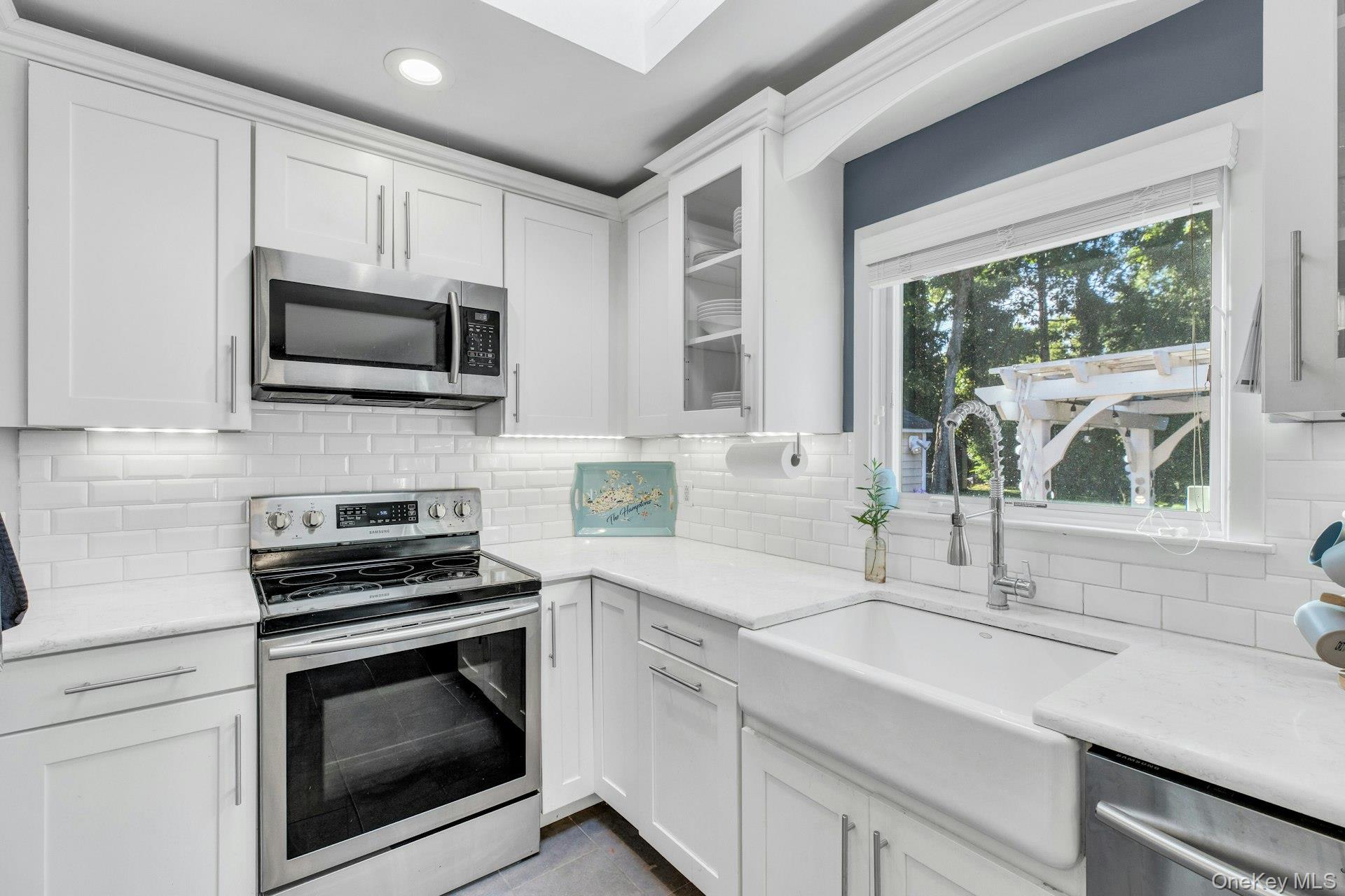 116 W Tiana Road