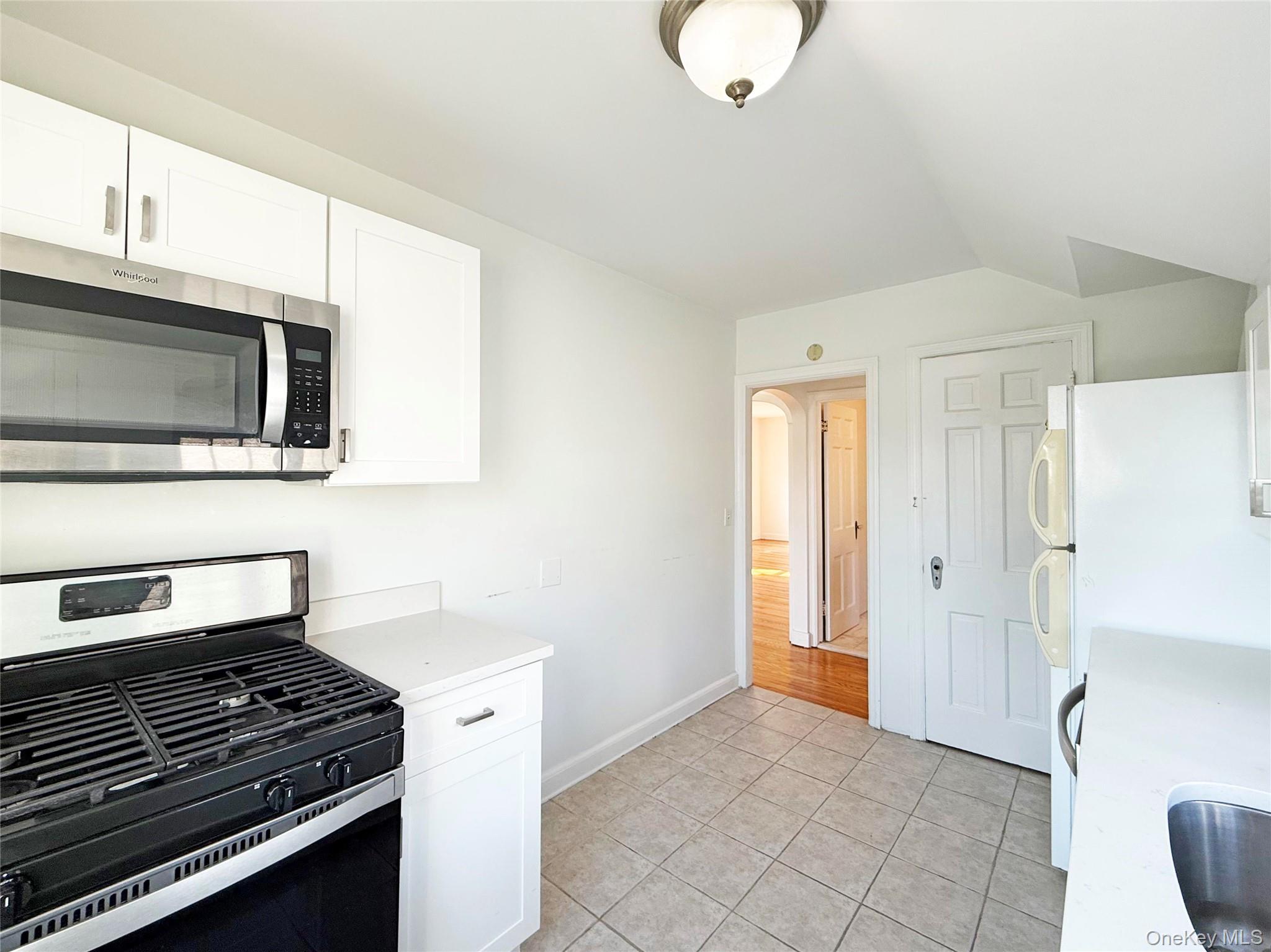 495 Montauk Highway