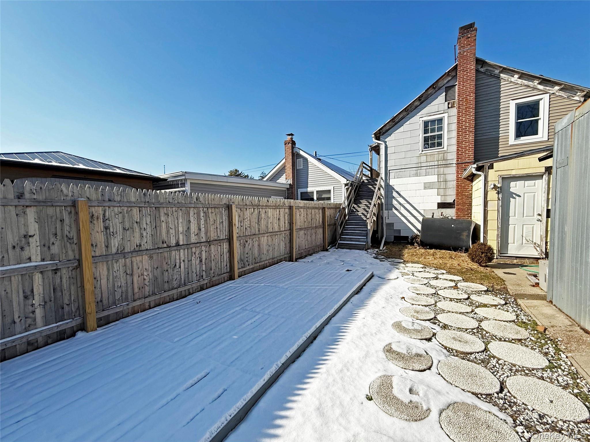 495 Montauk Highway