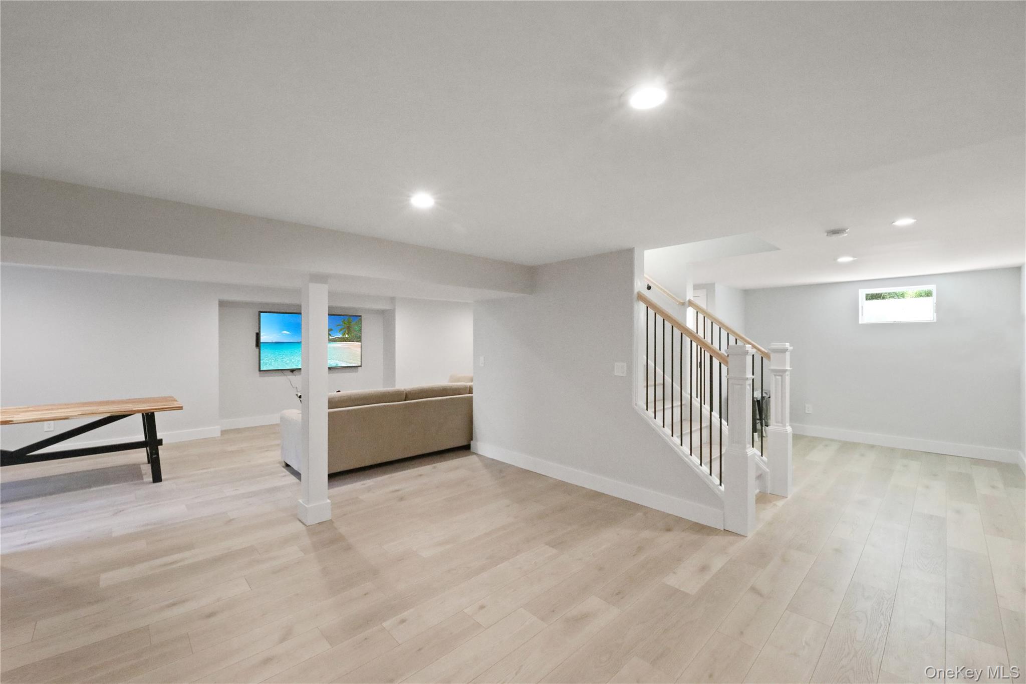 16 Pin Oak Lane