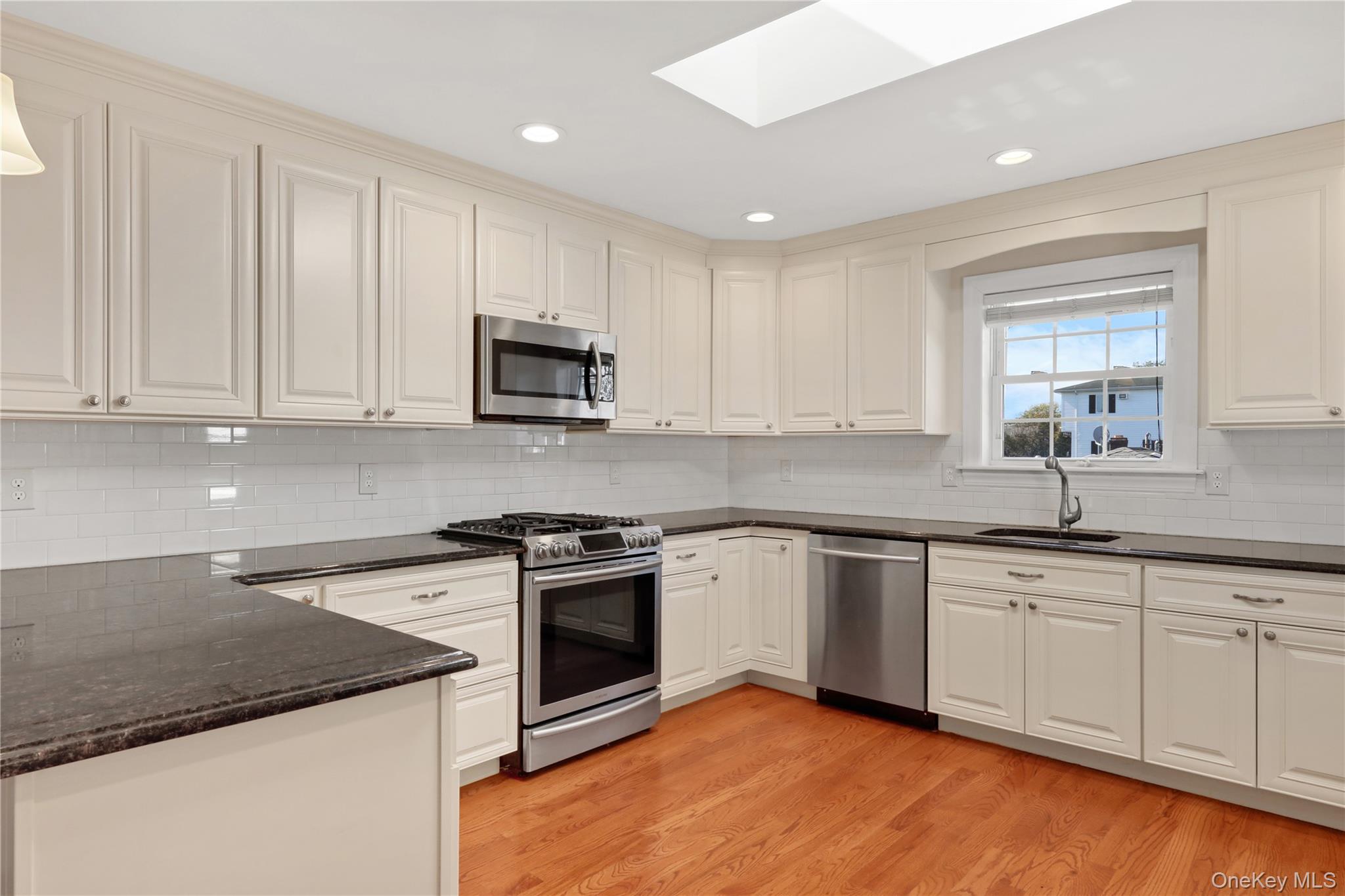 370 Rider Avenue