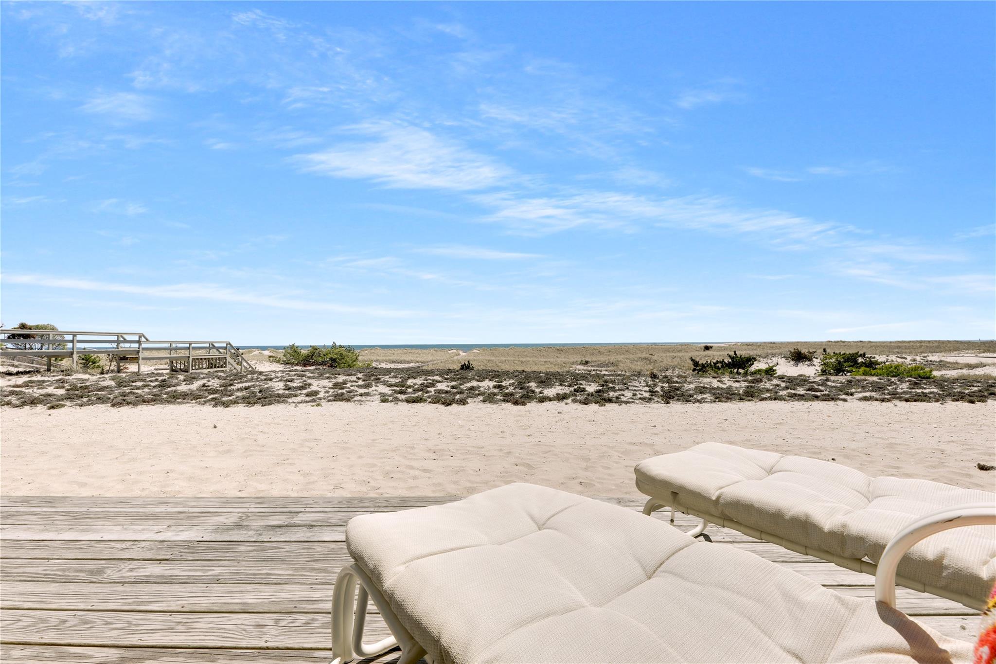 279 Dune Road Unit: 2