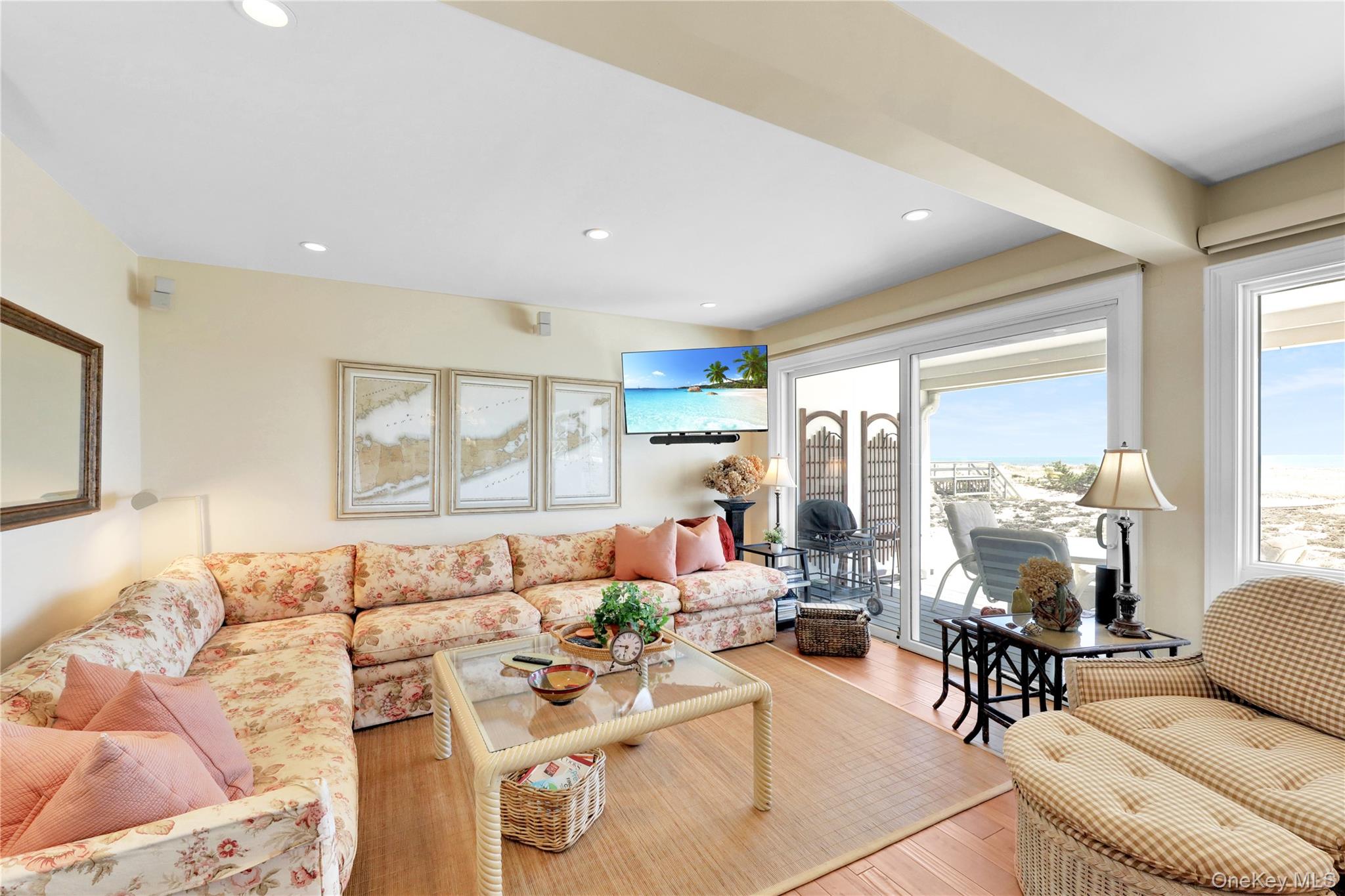 279 Dune Road Unit: 2