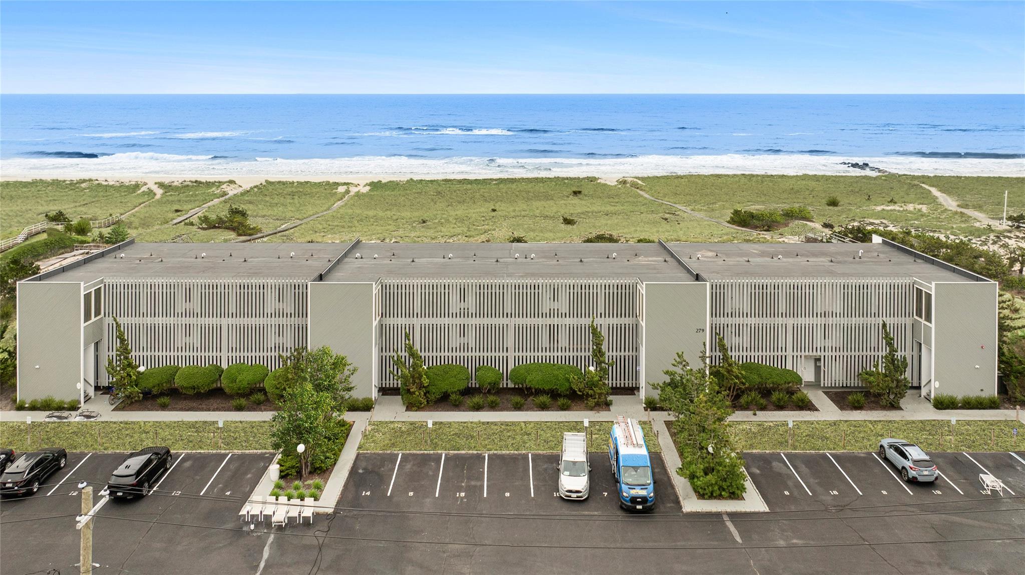 279 Dune Road Unit: 2