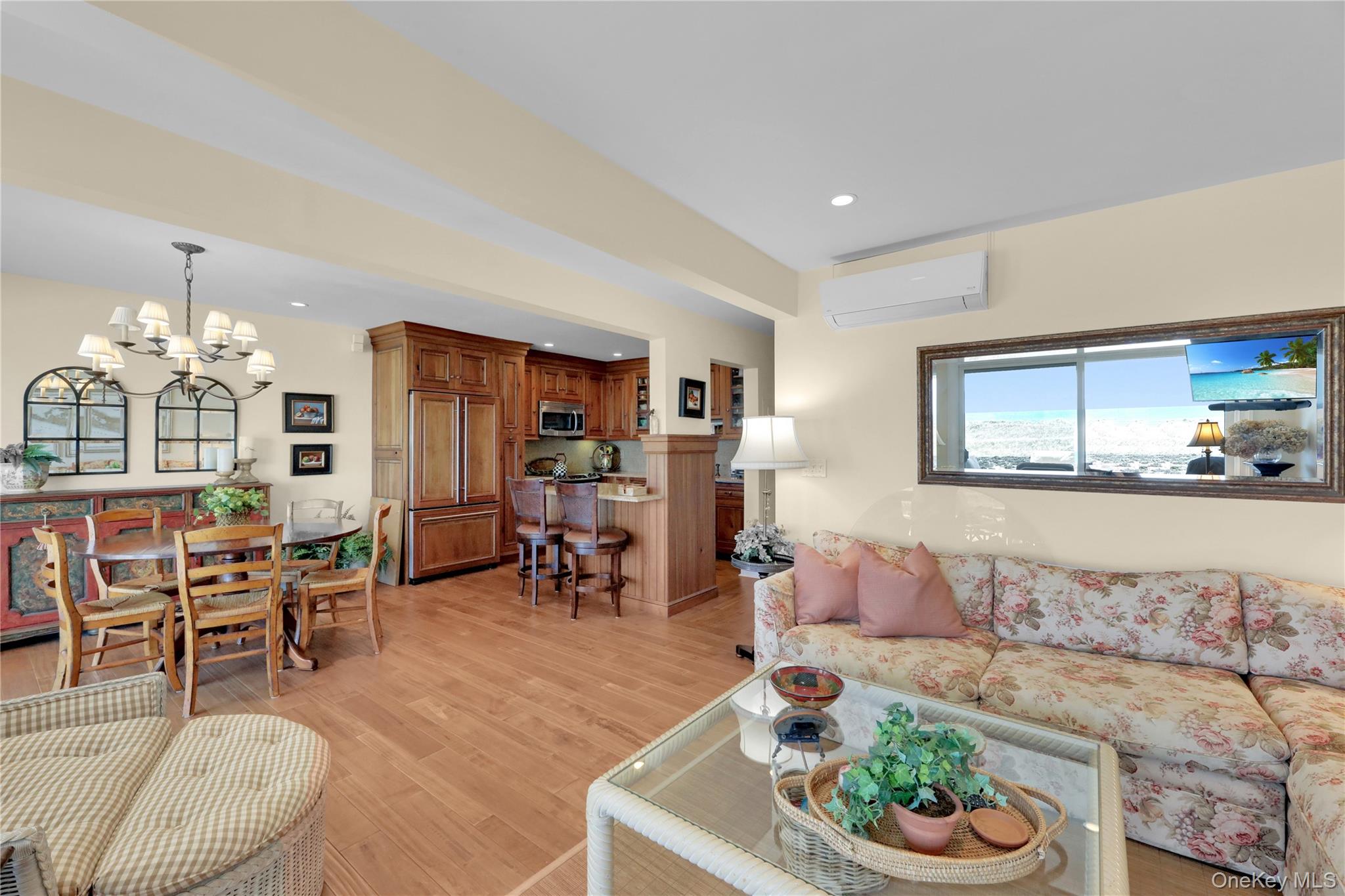 279 Dune Road Unit: 2