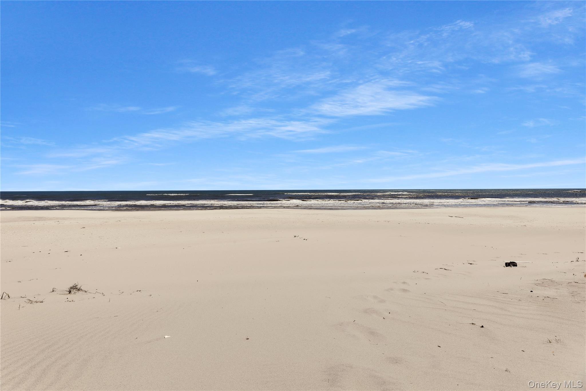 279 Dune Road Unit: 2