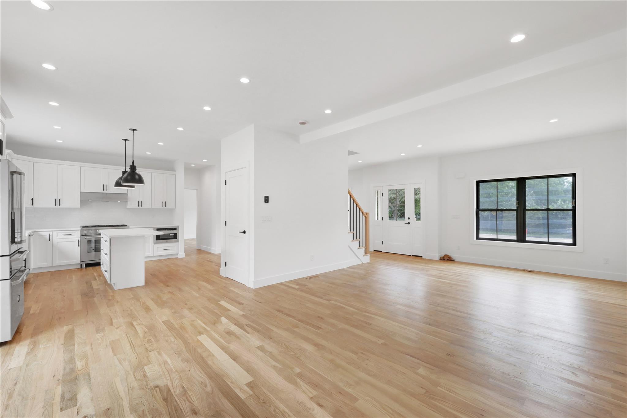 1 Summit Boulevard