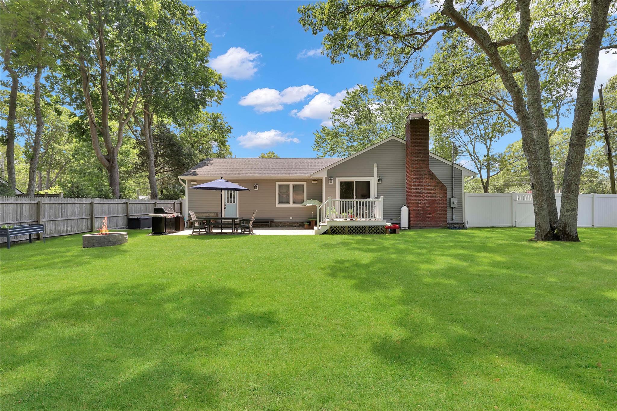 75 Lynncliff Road
