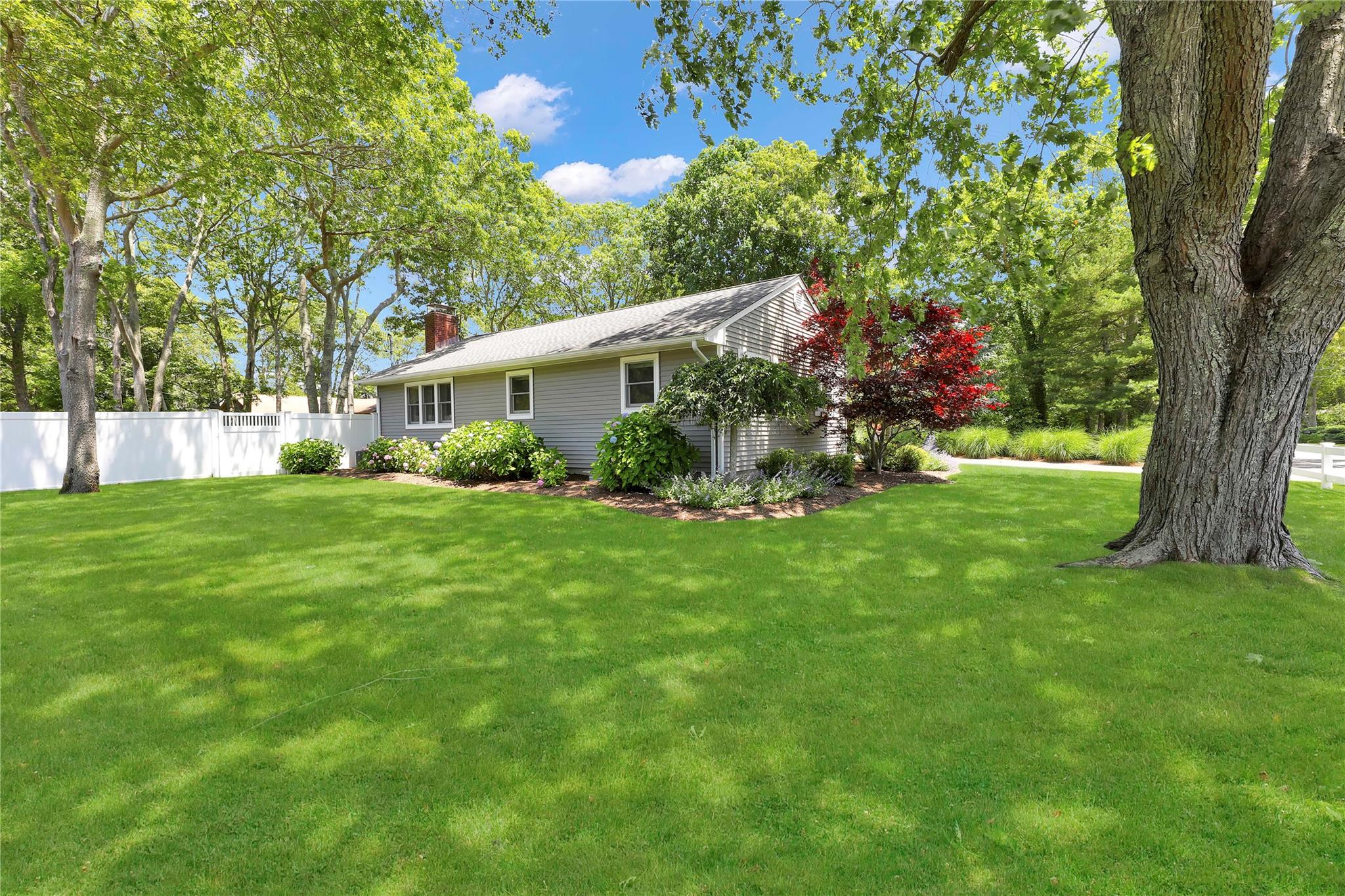 75 Lynncliff Road