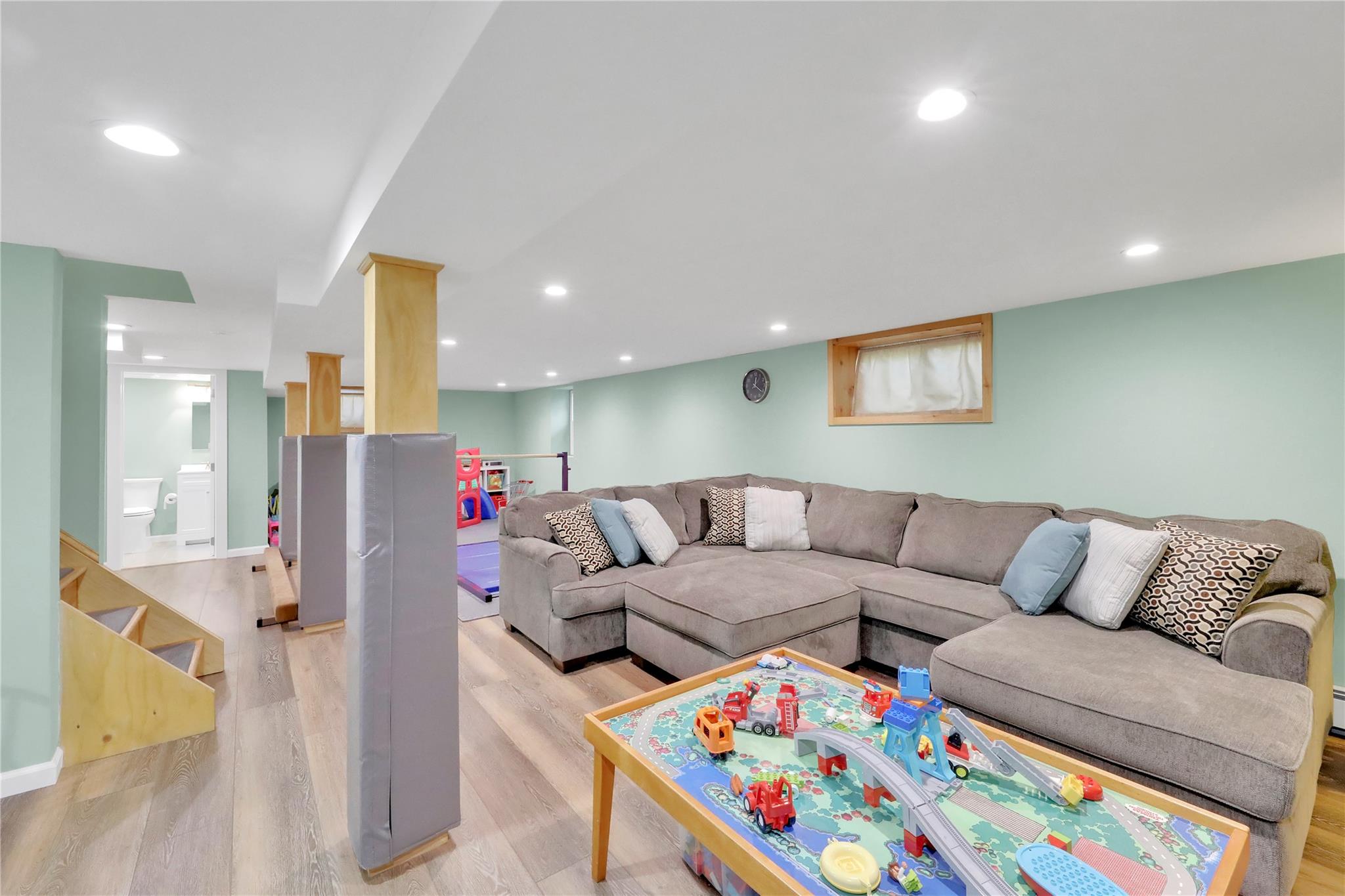 75 Lynncliff Road