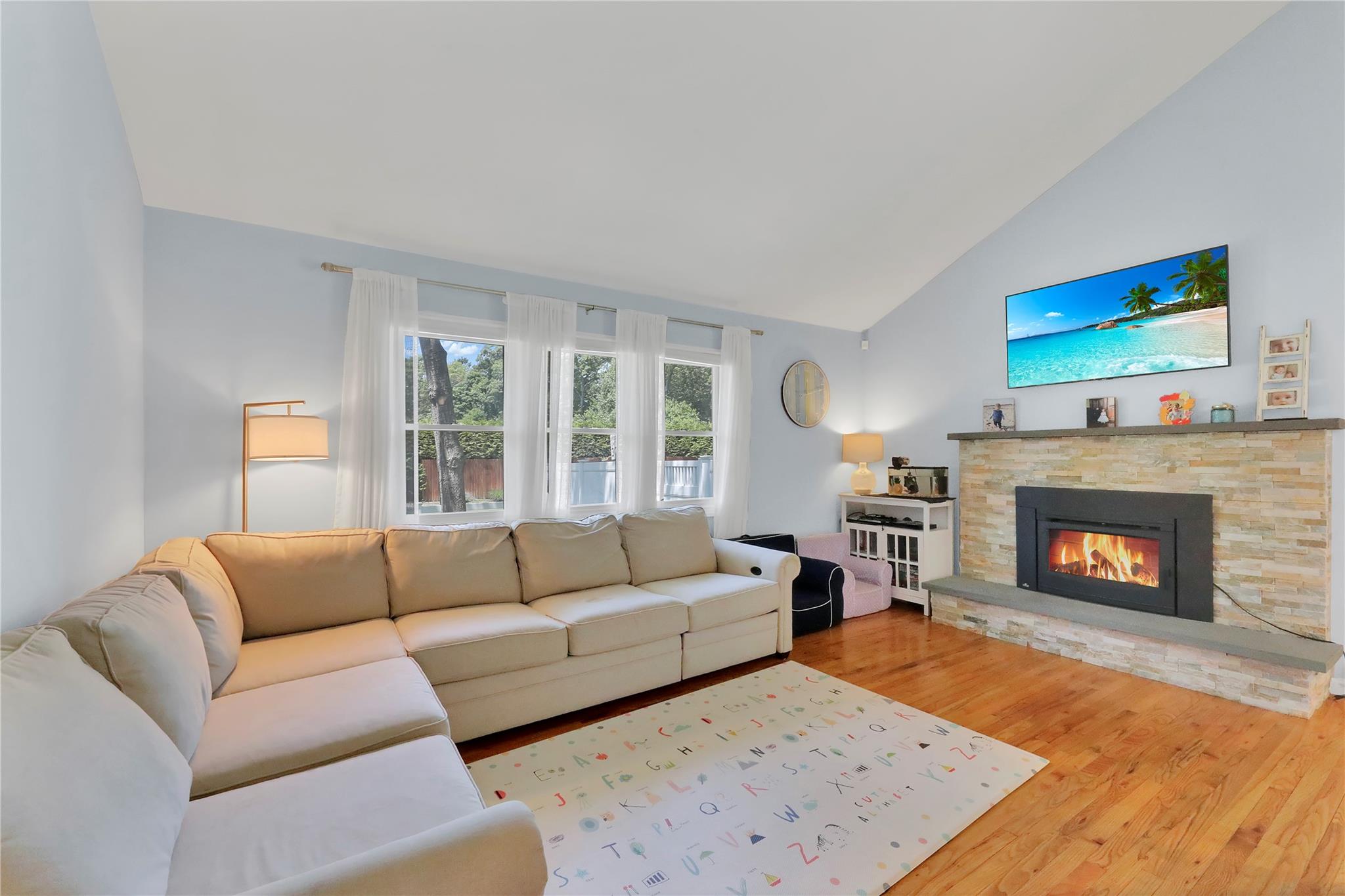 75 Lynncliff Road