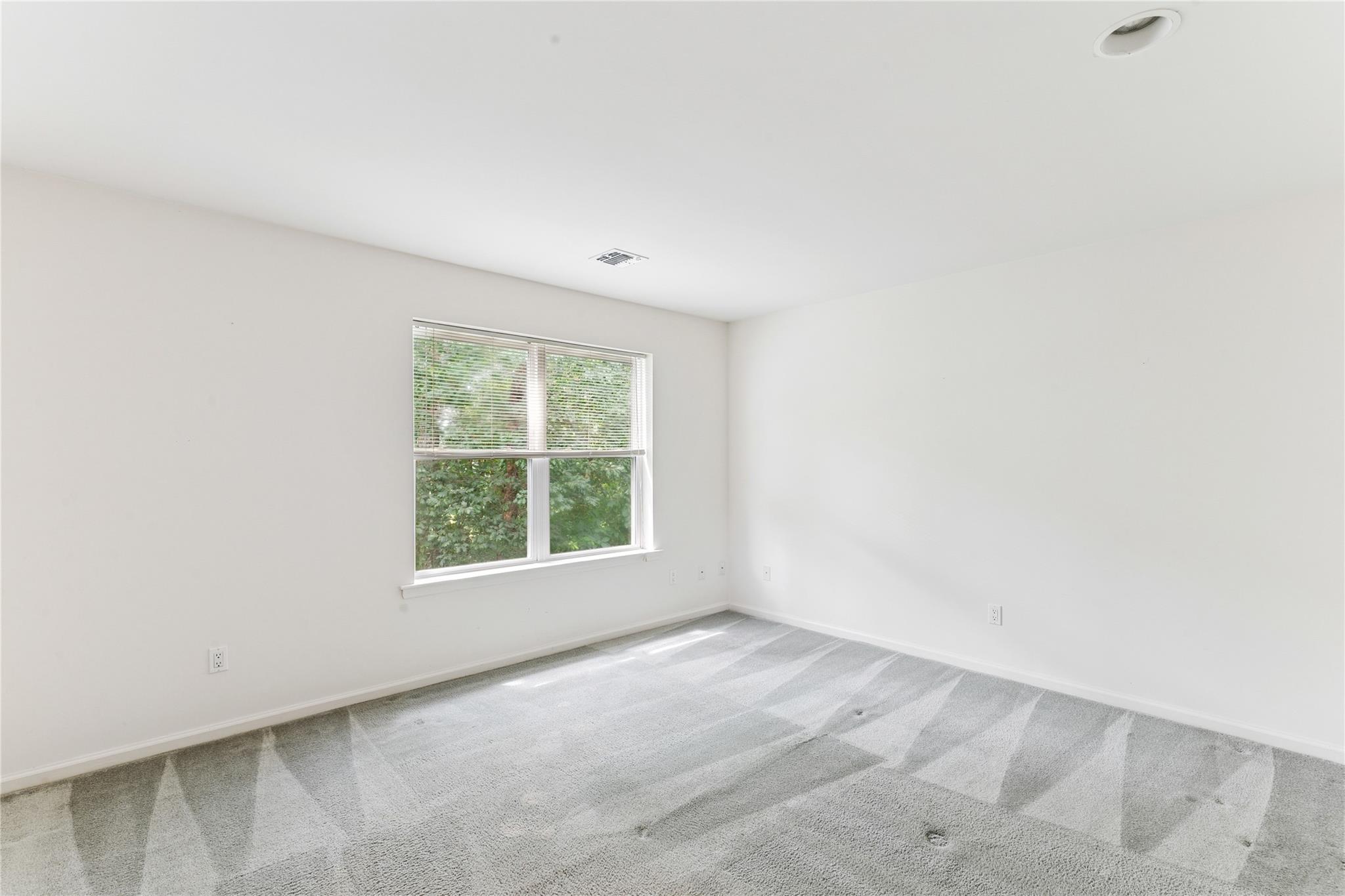 65 Lakeview Drive