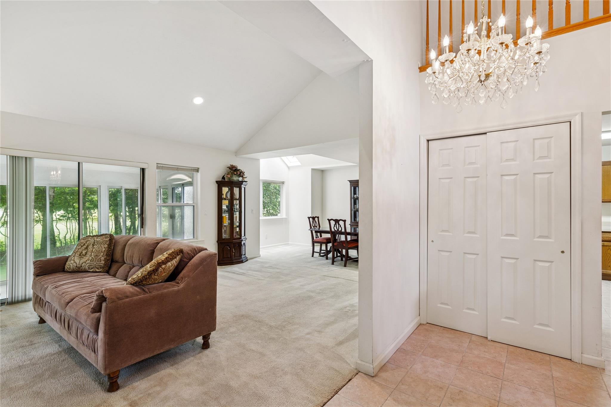 65 Lakeview Drive