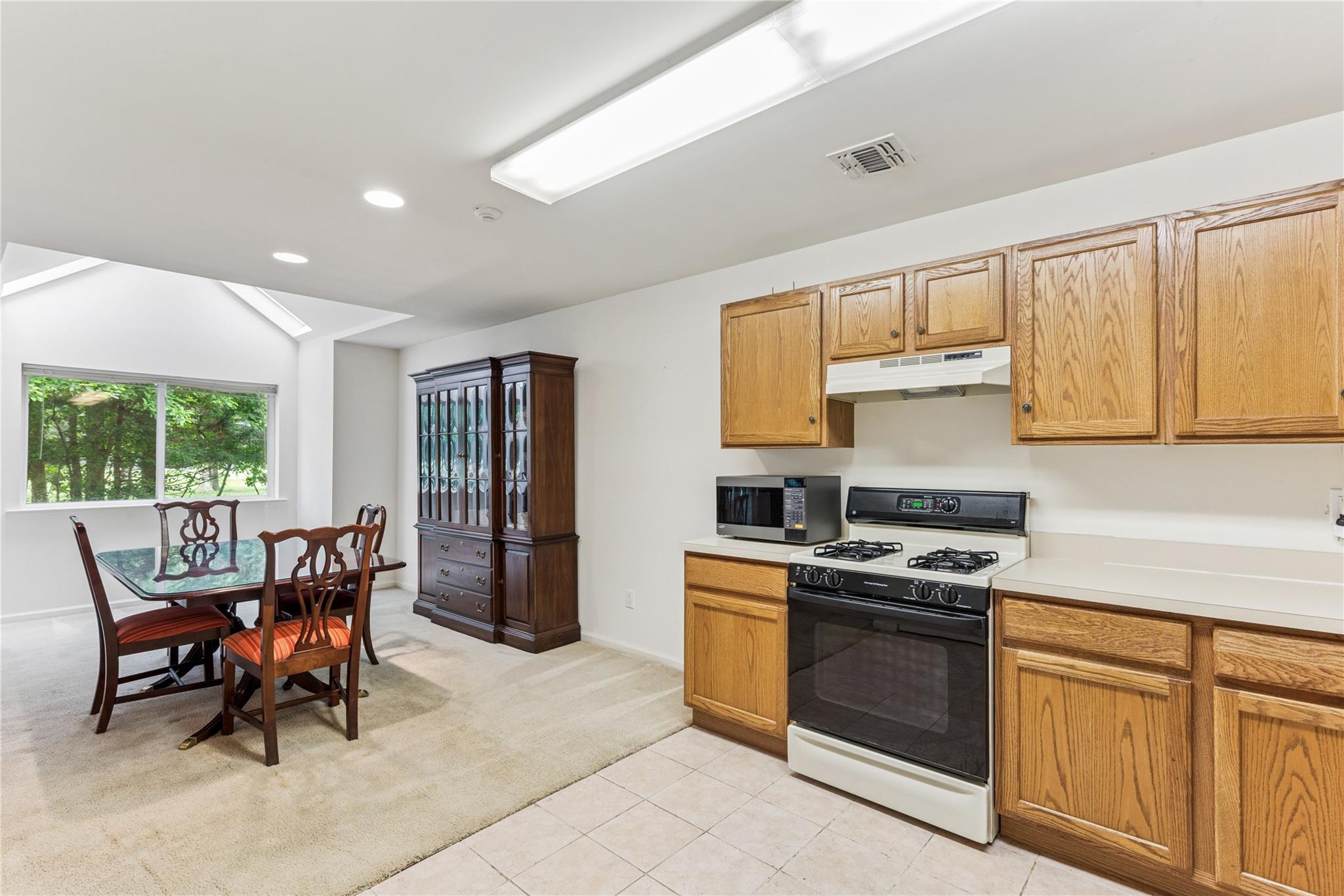65 Lakeview Drive