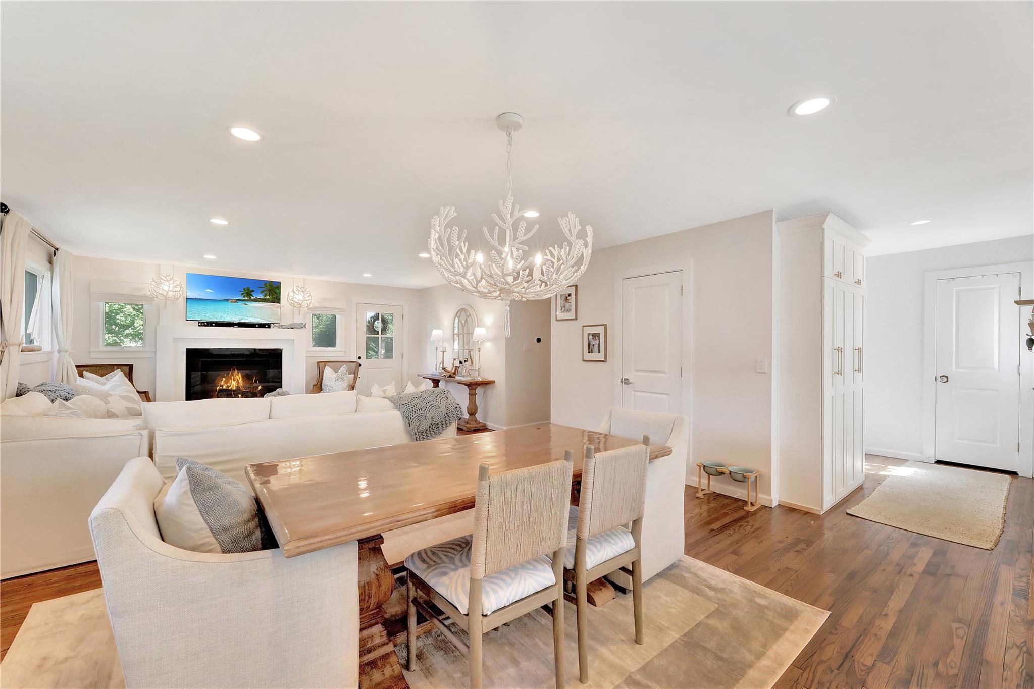 16 Whiting Road