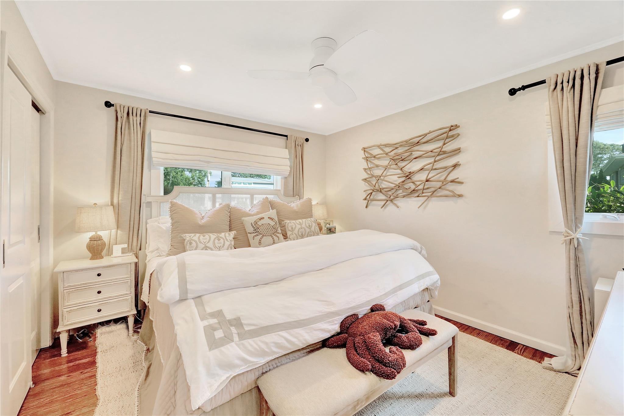 16 Whiting Road