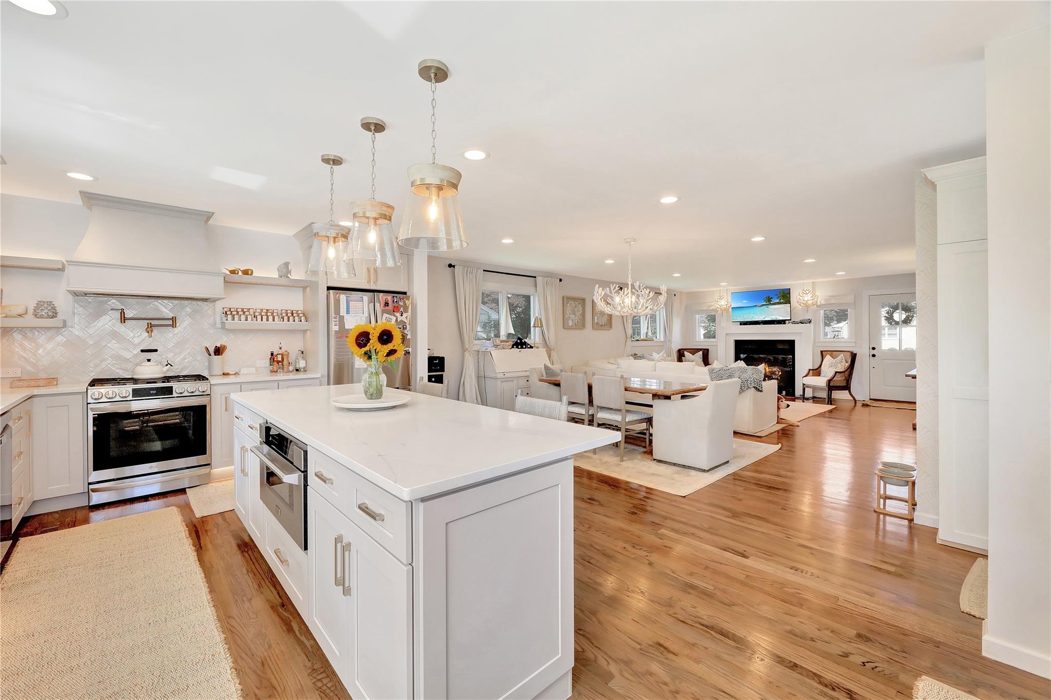 16 Whiting Road