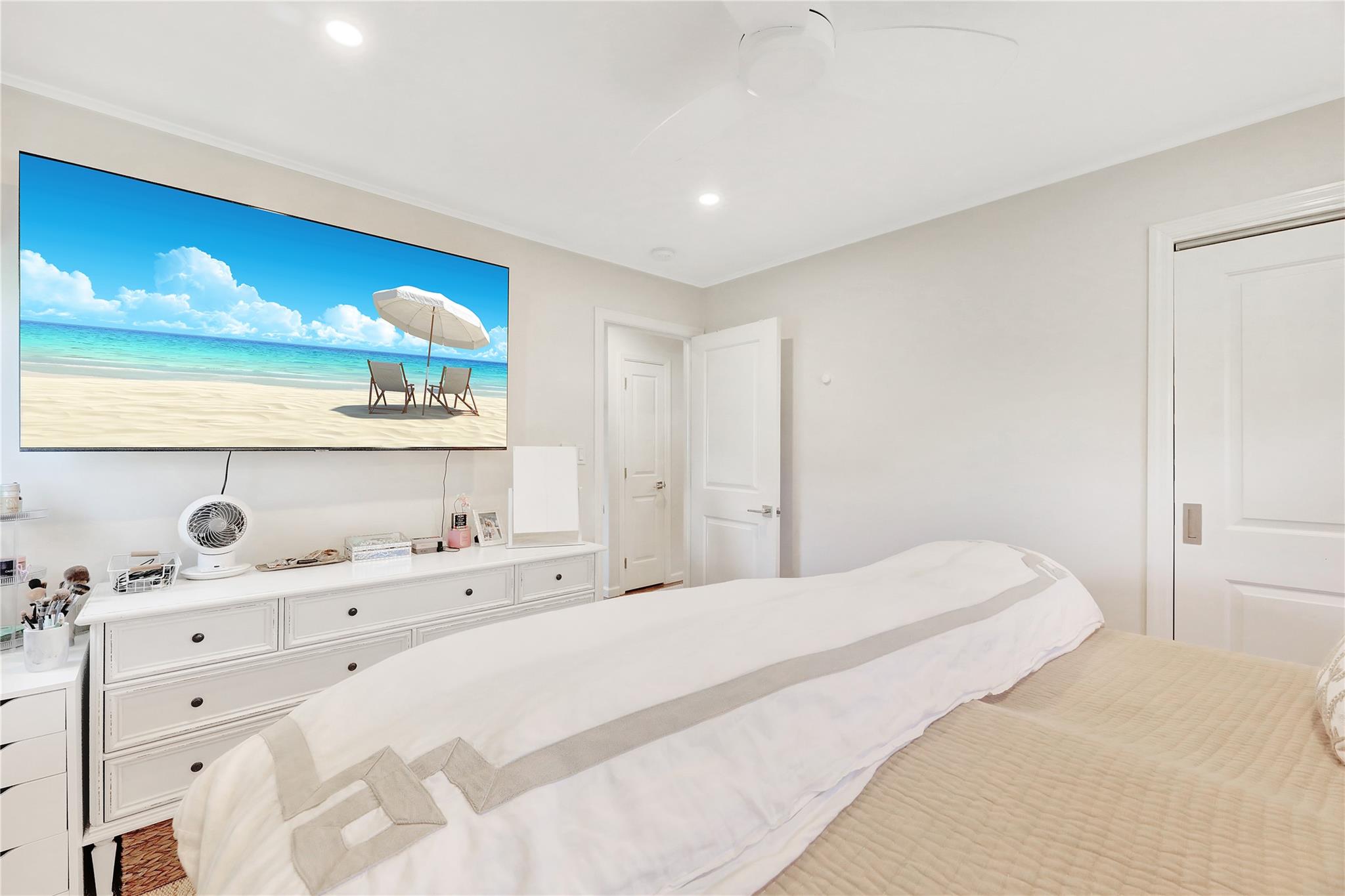 16 Whiting Road