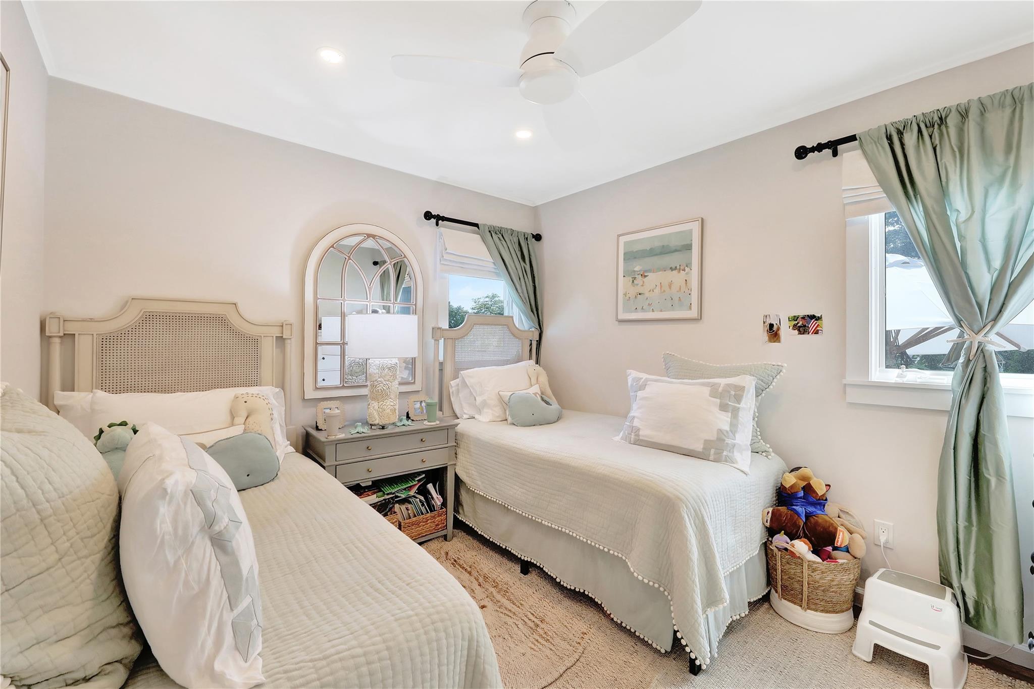 16 Whiting Road