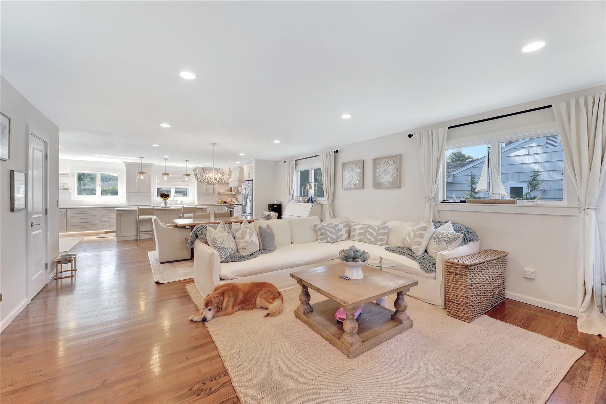16 Whiting Road