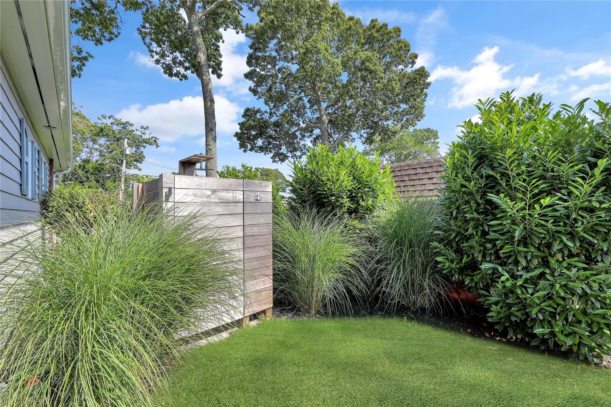 16 Whiting Road