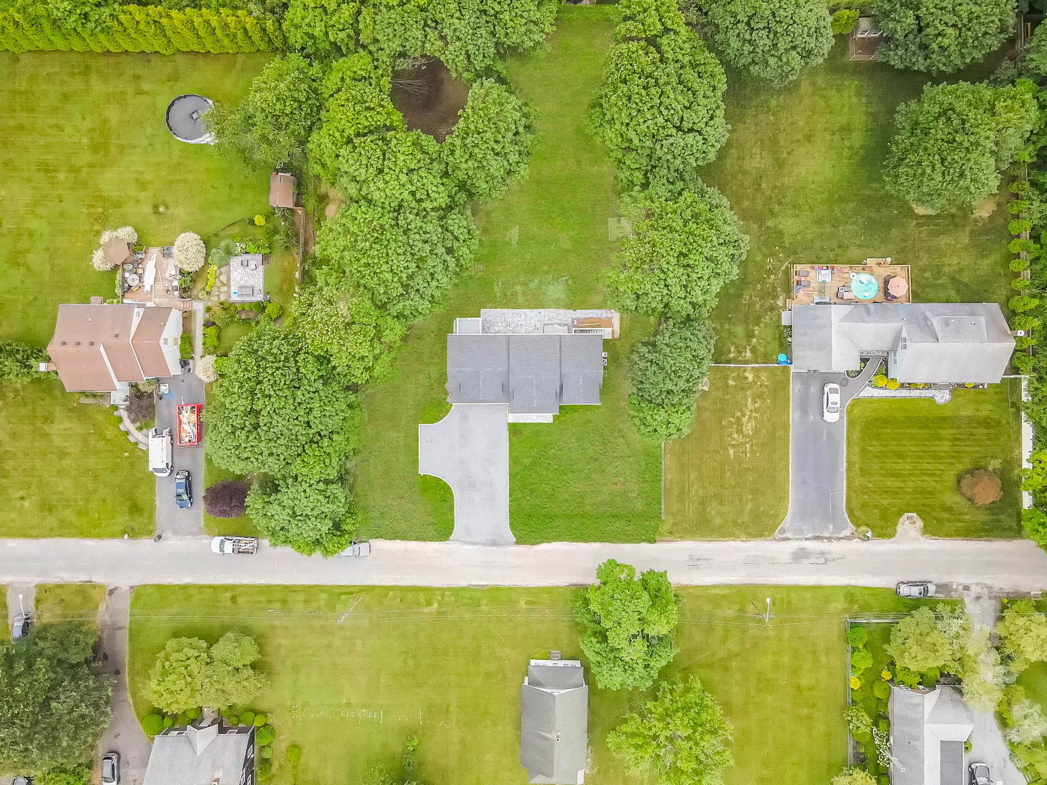 11 Bayview Avenue