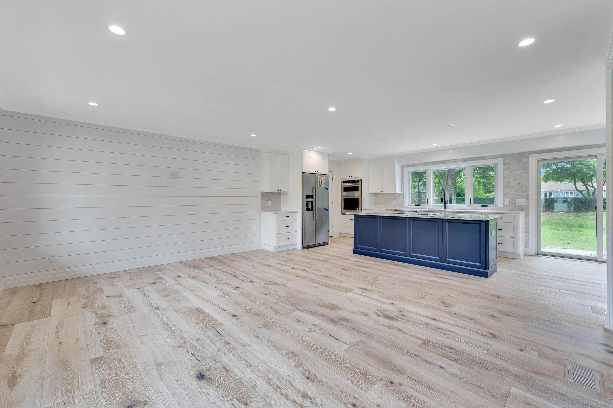 11 Bayview Avenue