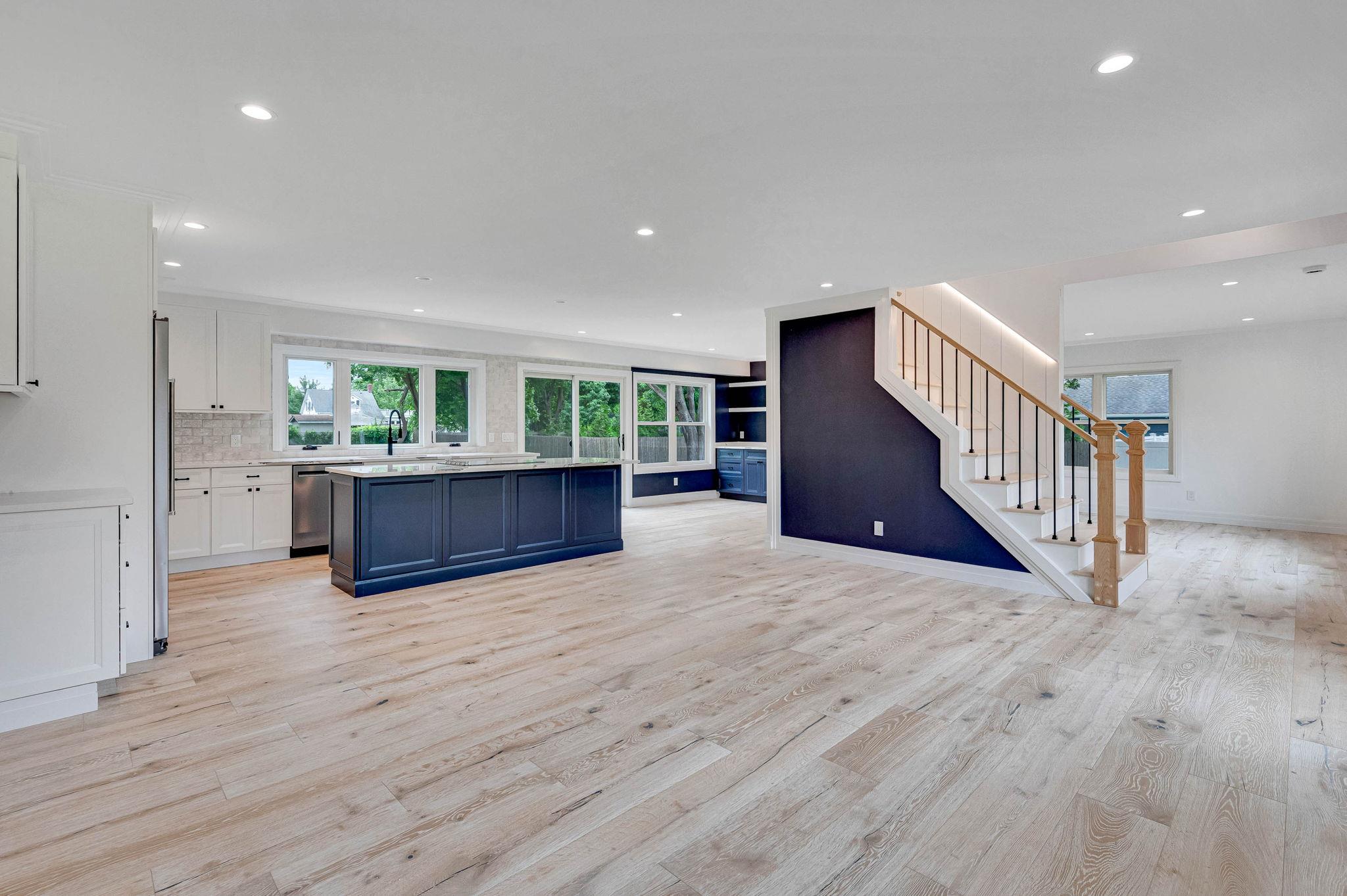 11 Bayview Avenue