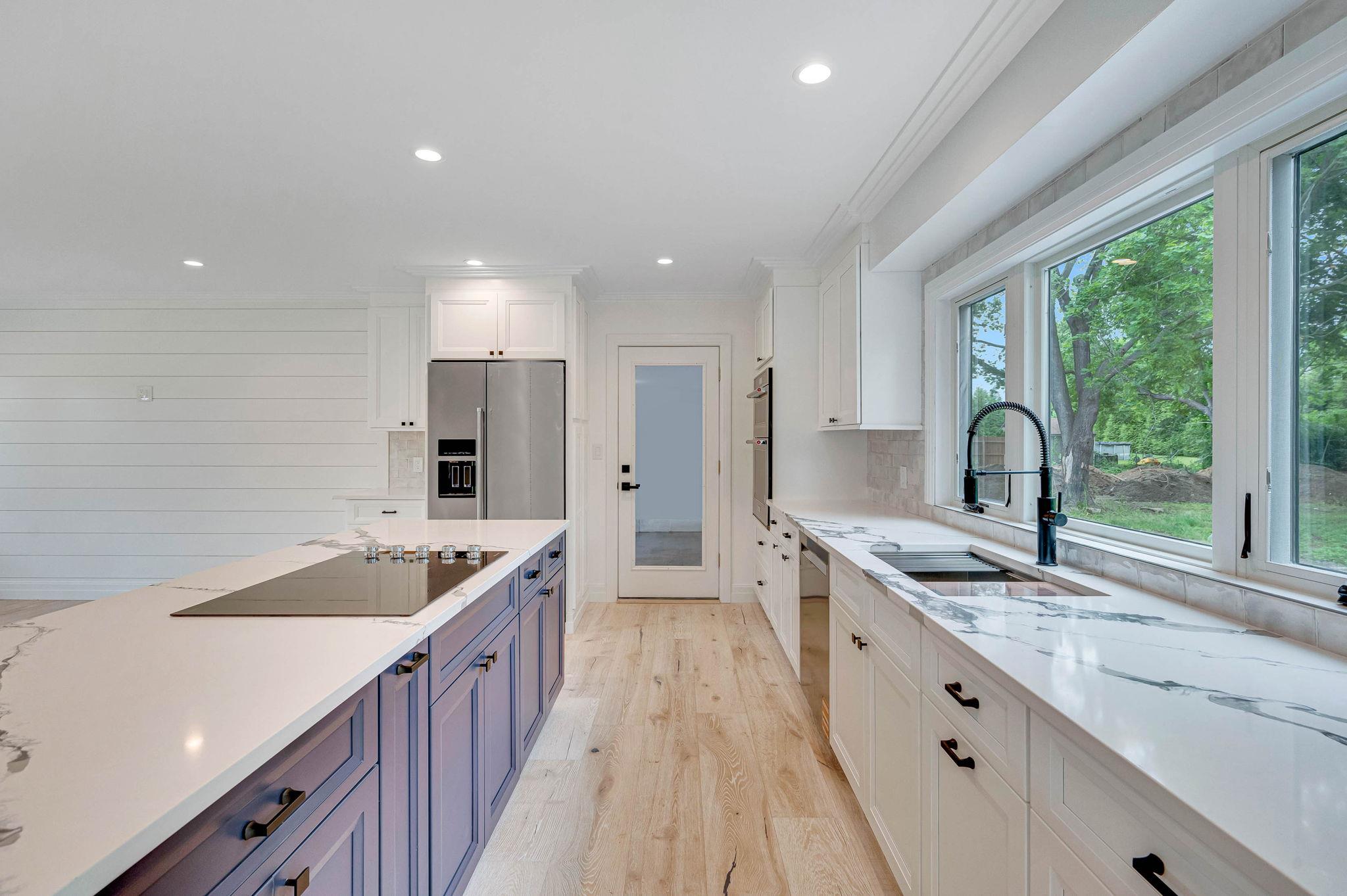 11 Bayview Avenue