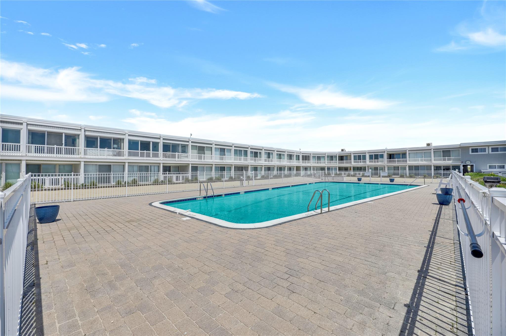 585 Dune Road Unit: L5