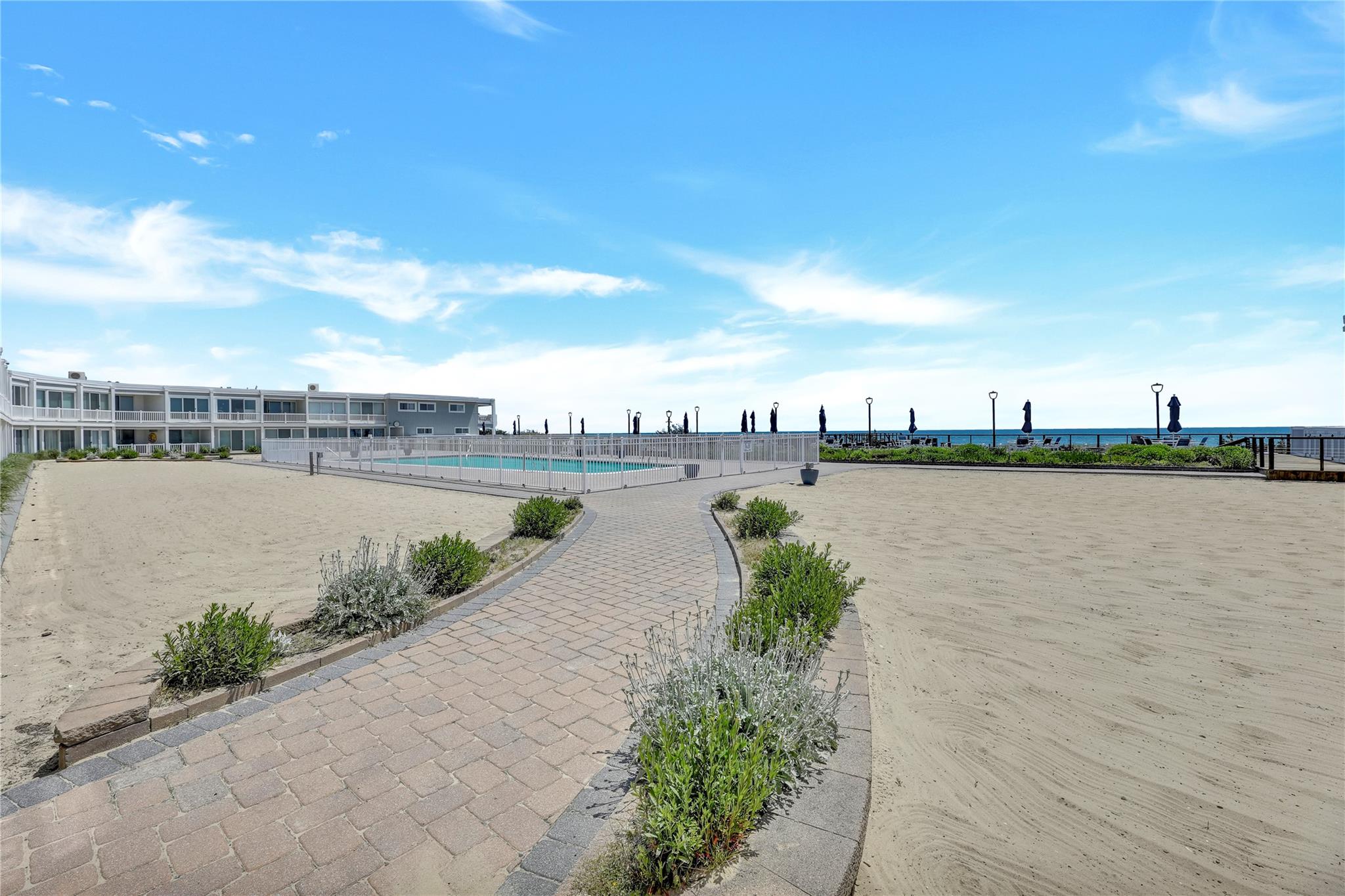 585 Dune Road Unit: L5