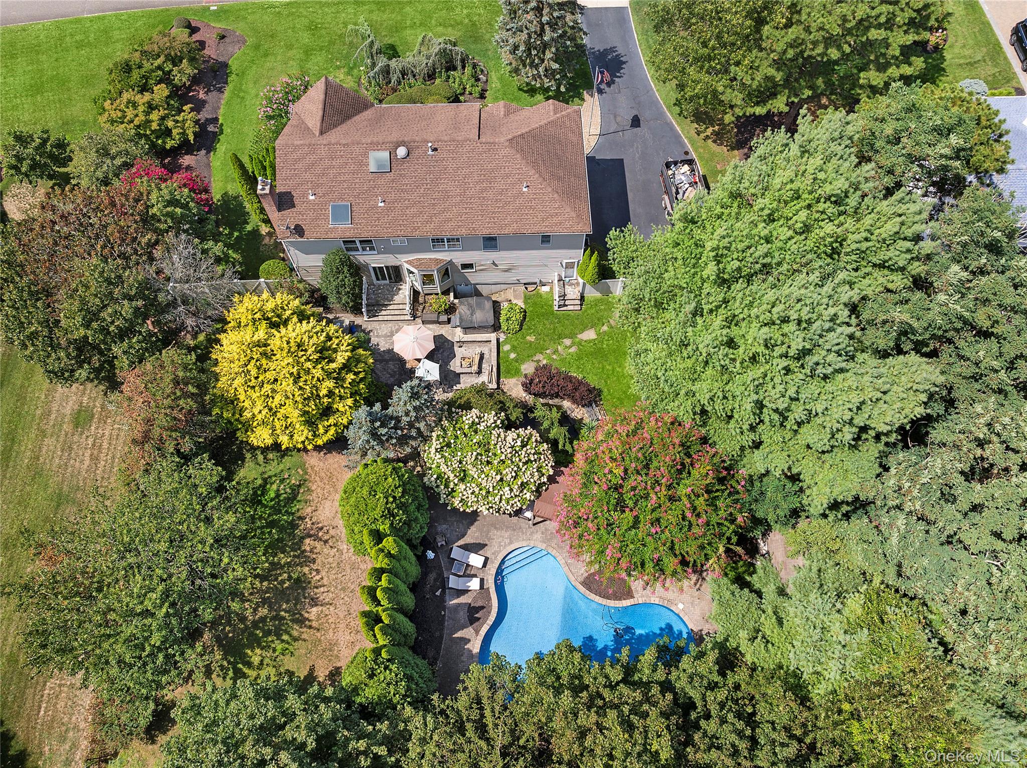 5 Windcrest Drive