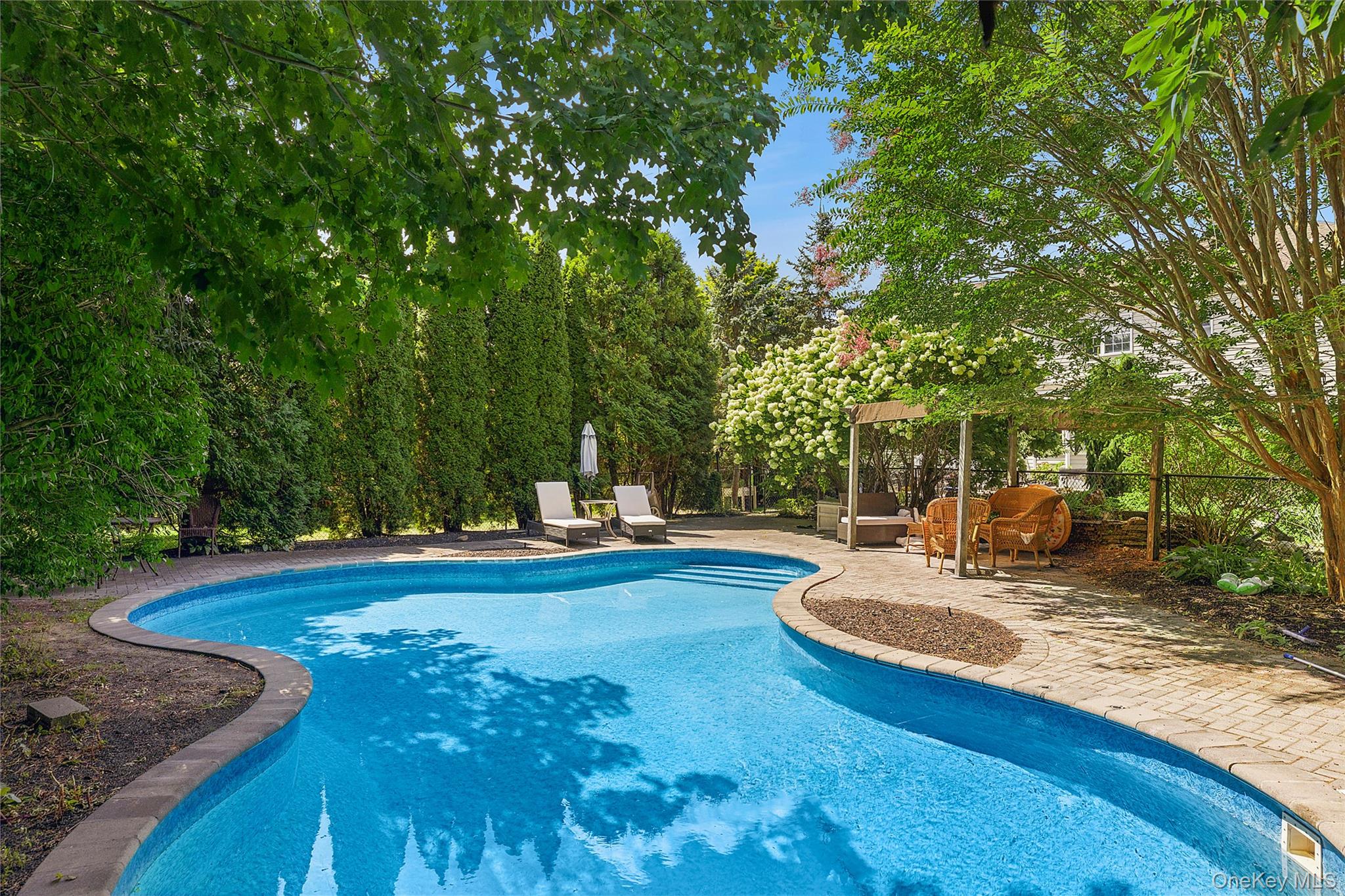 5 Windcrest Drive