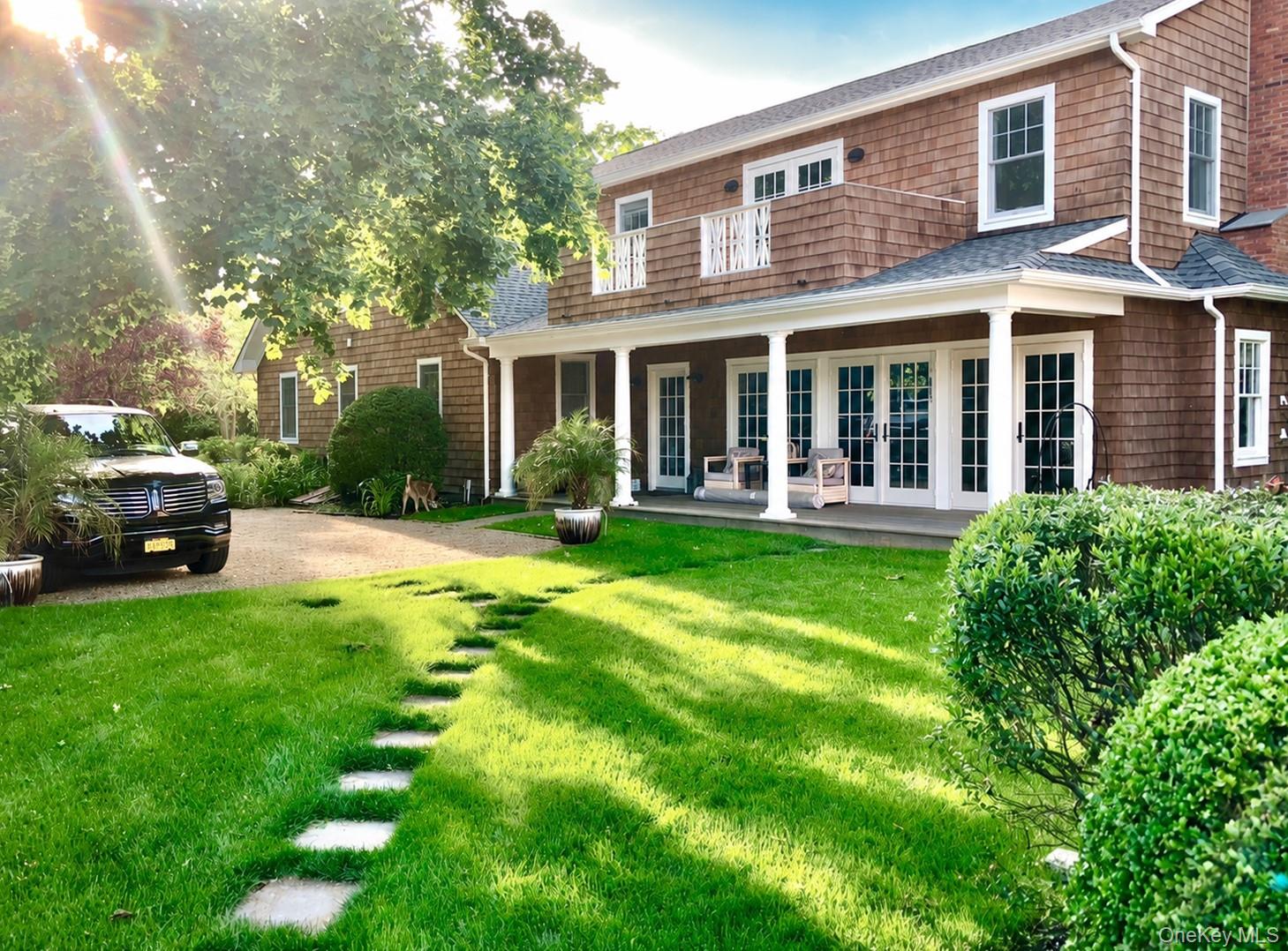 198 South Country Road