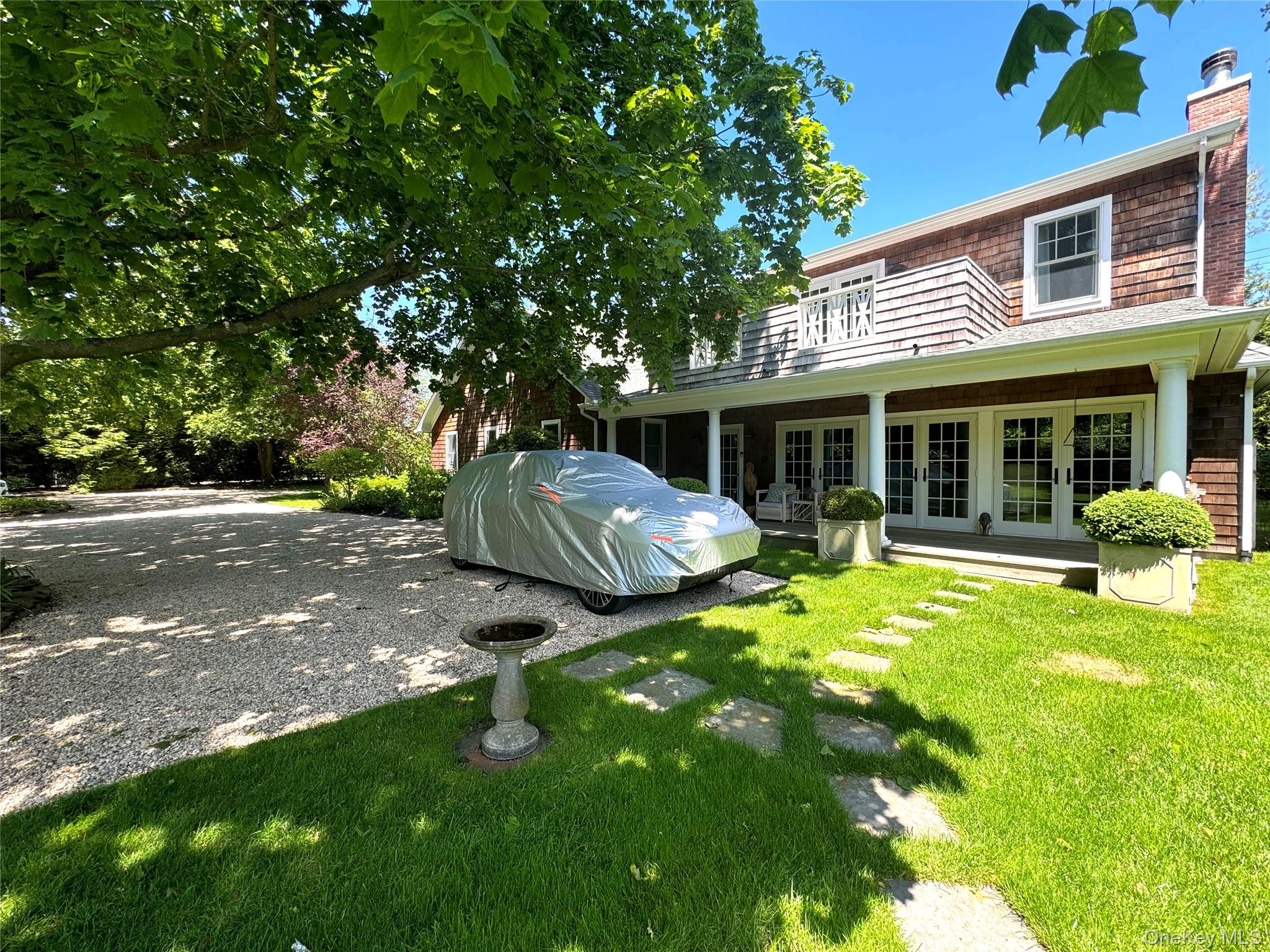 198 South Country Road