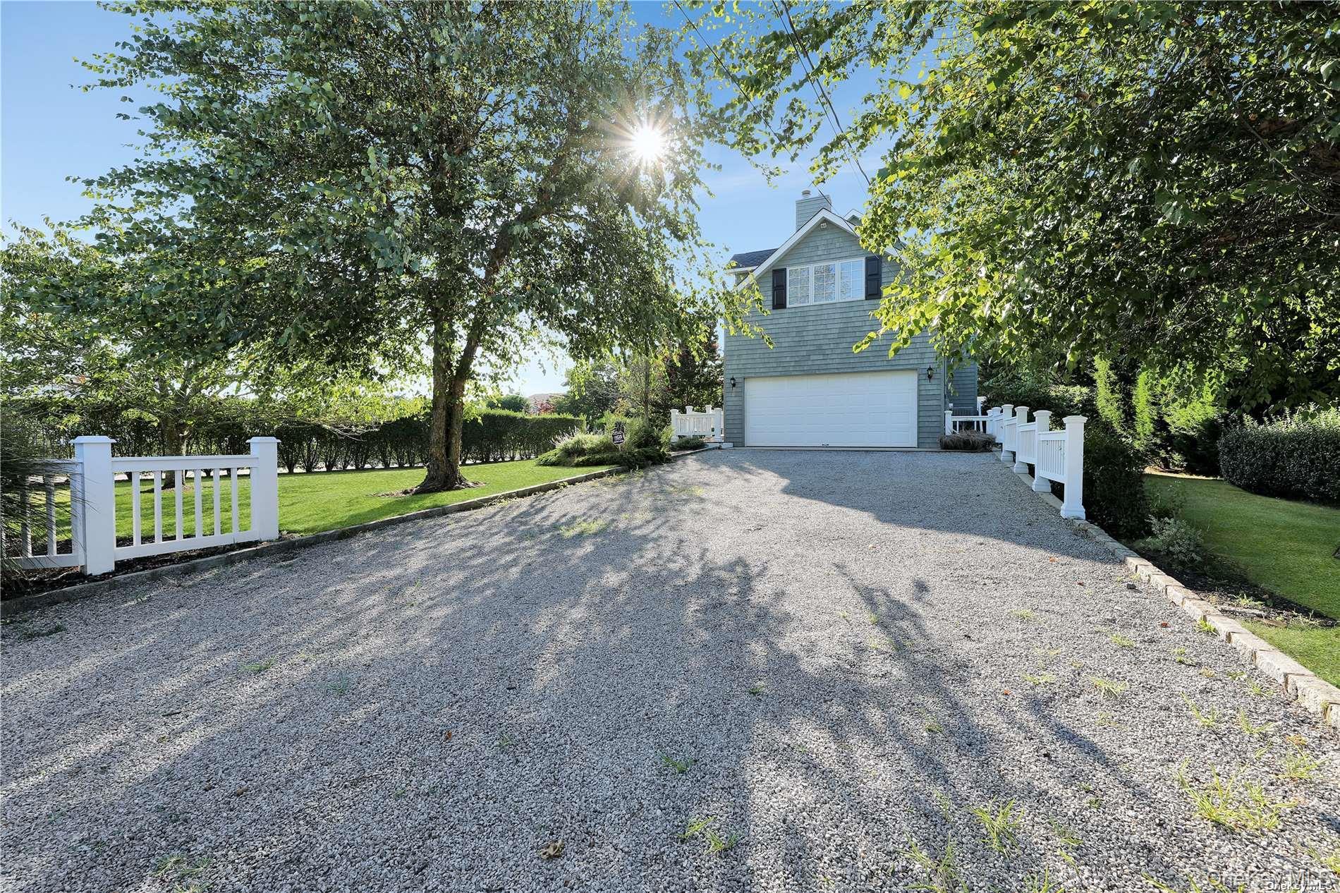 2 Bayview Road